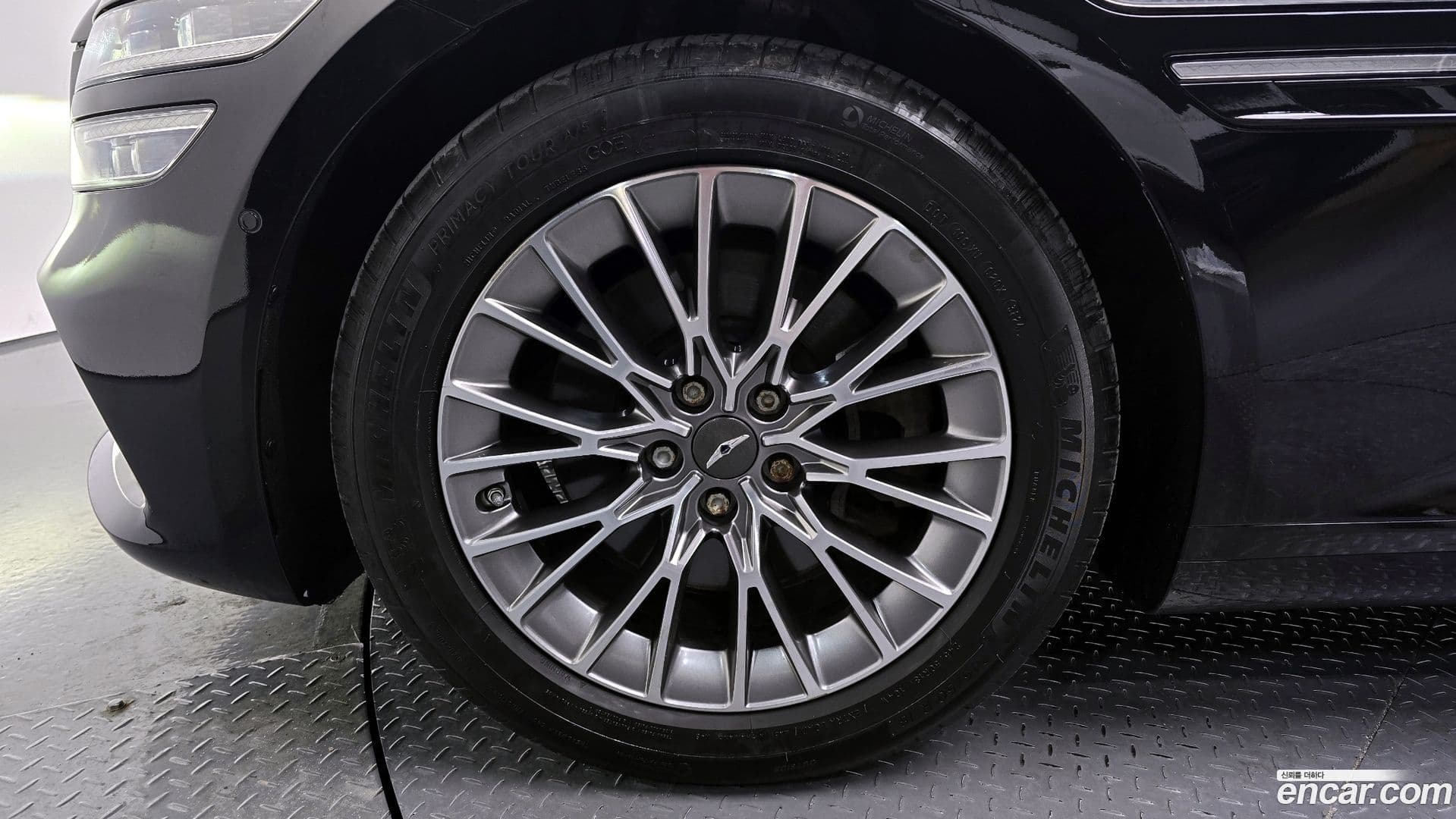 Main__Slider__Photo:G80 Genesis 2020.4-4