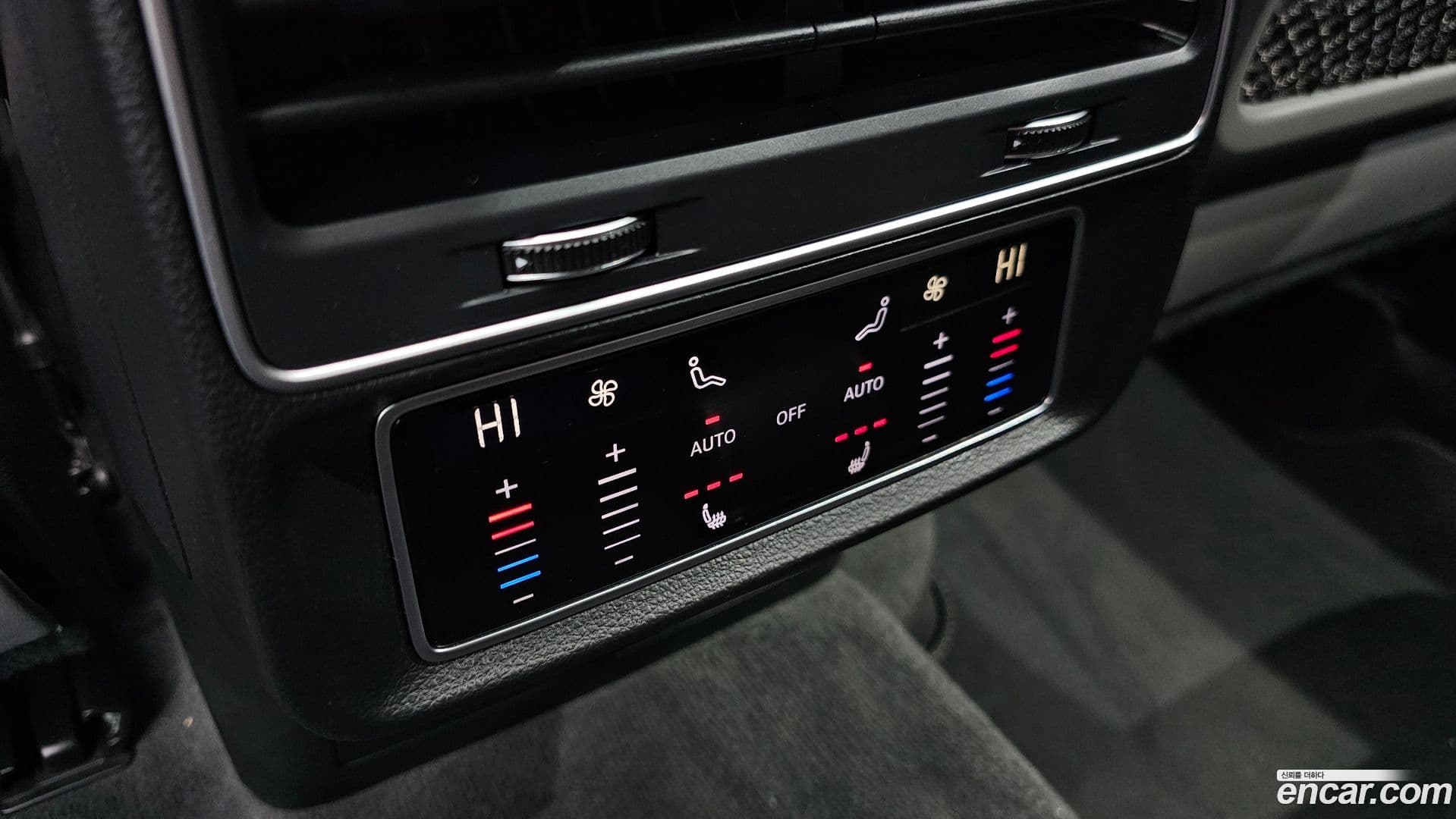 Main__Slider__Photo:Q7 Audi 2022.9-16