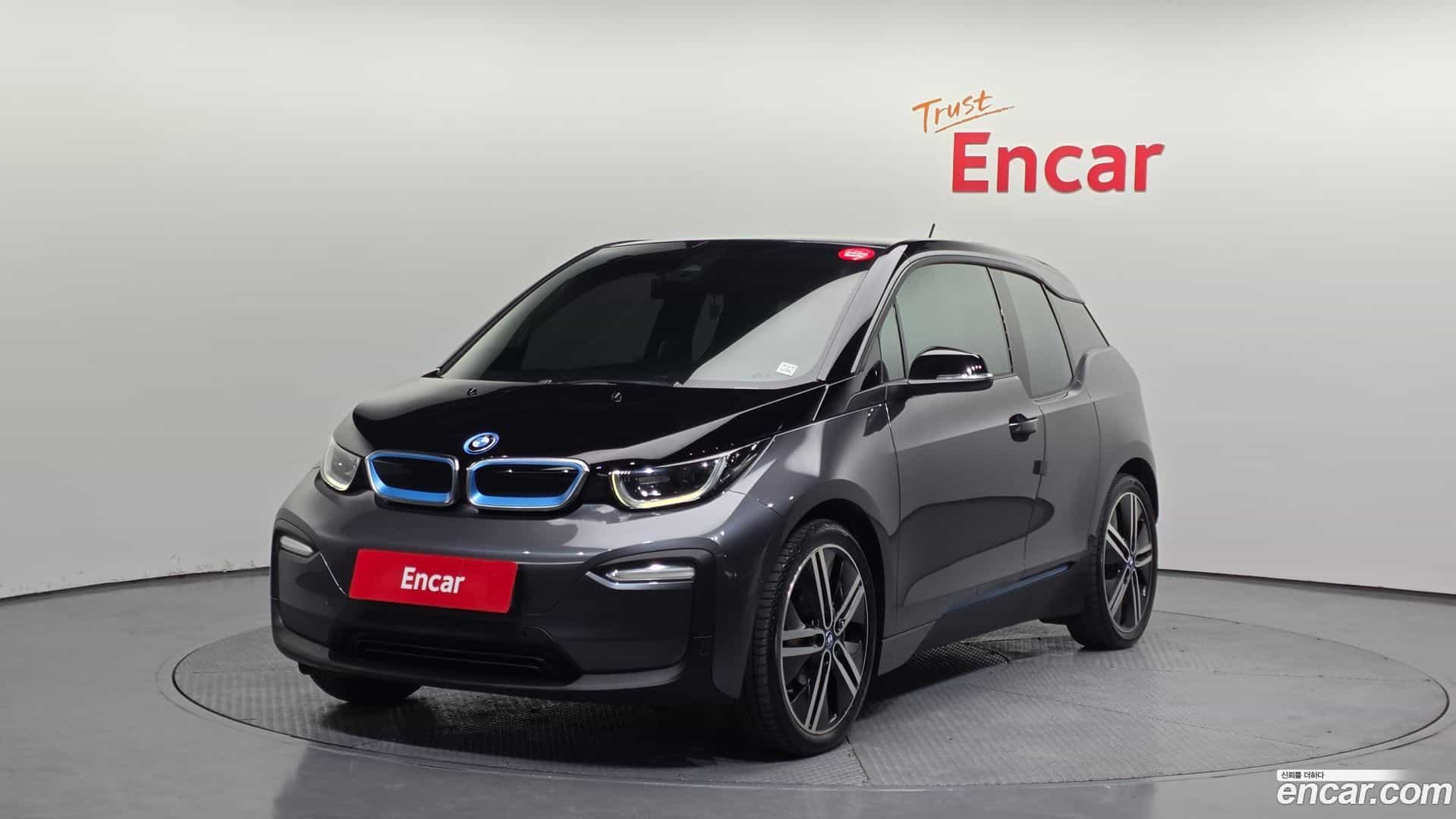 i3 BMW 2018.11-OUTER-001