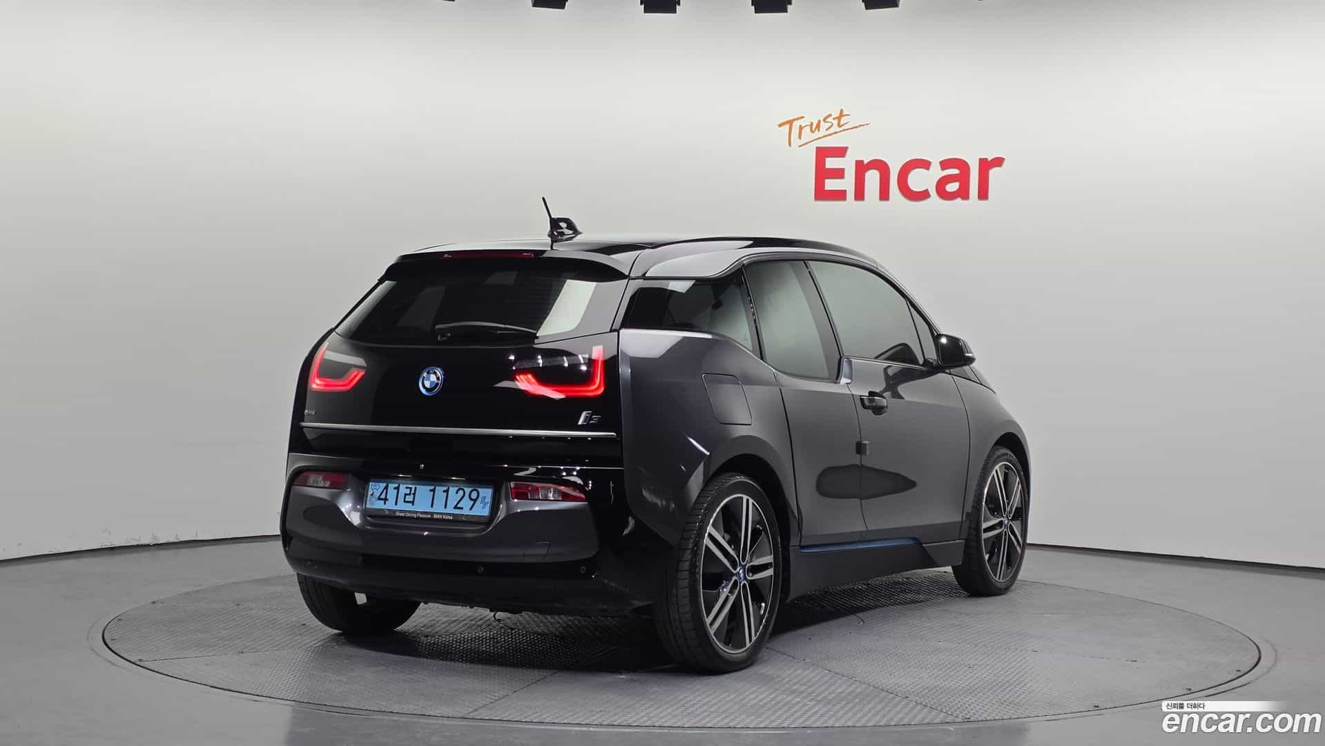 i3 BMW 2018.11-OUTER-002