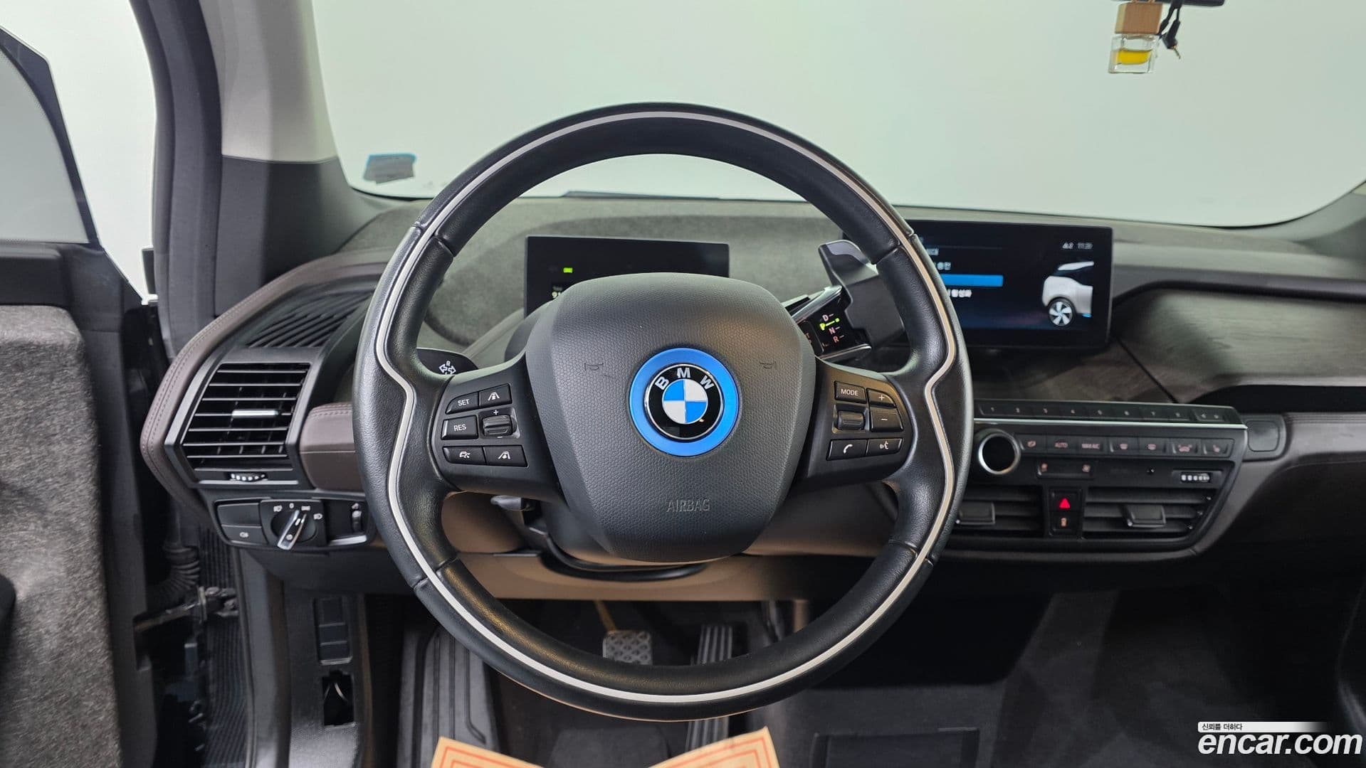 Main__Slider__Photo:i3 BMW 2018.11-14