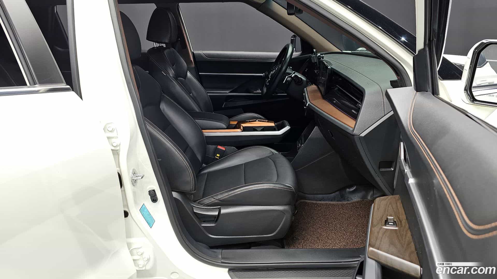 Torres KG_Mobility_Ssangyong 2024.6-OPTION-015