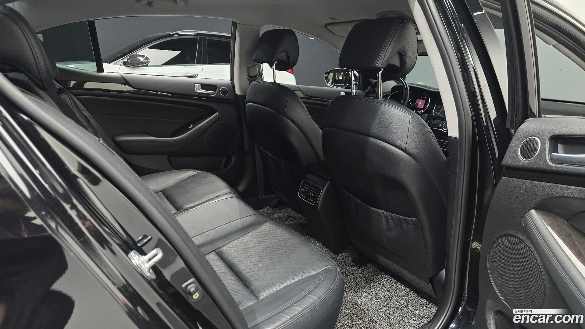 Main__Slider__Photo:K7 Kia 2014.6-11