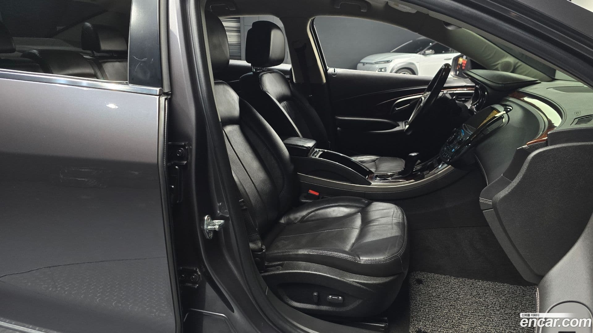 Main__Slider__Photo:Alpheon ChevroletGMDaewoo 2015.8-9