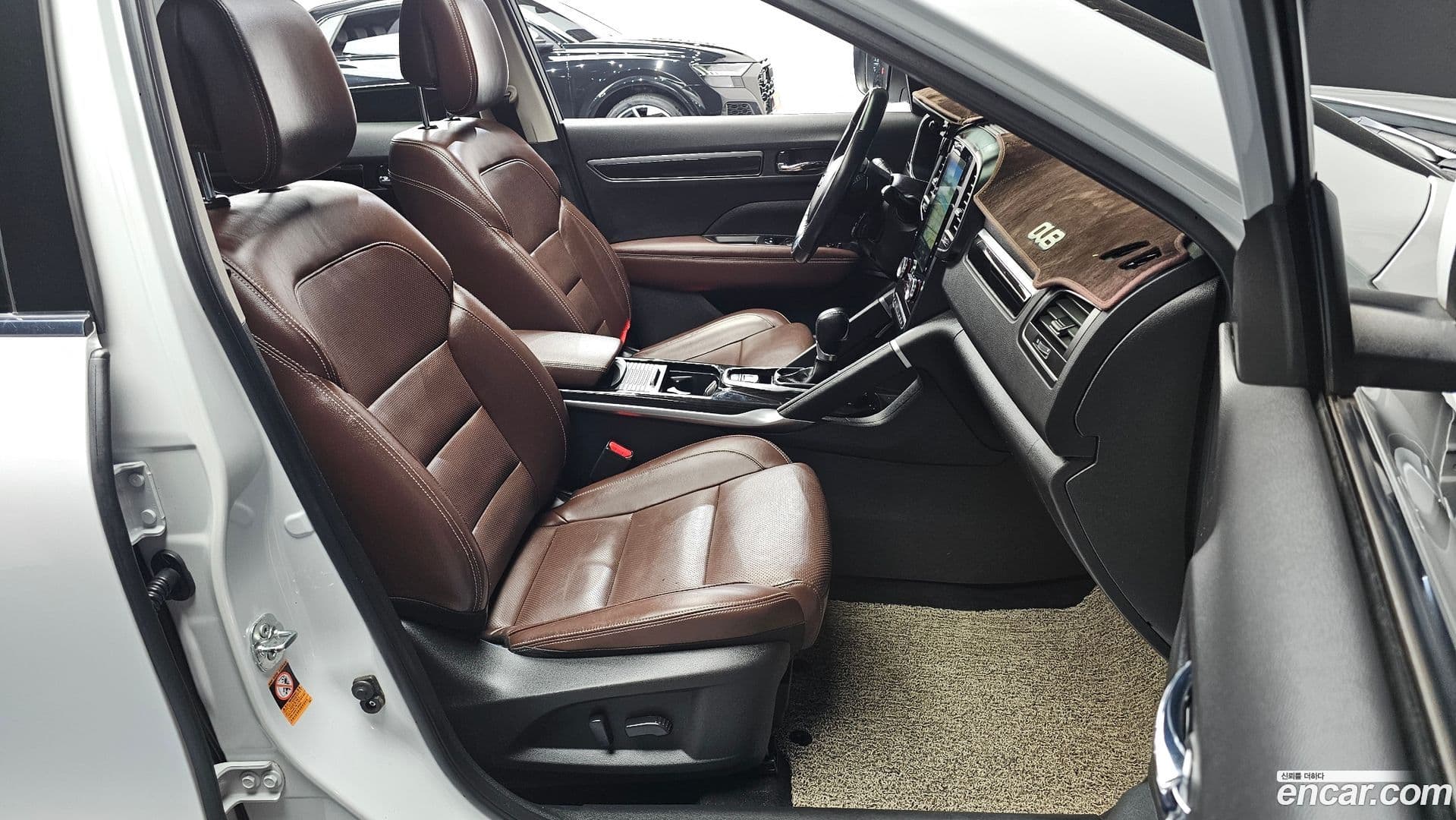 Main__Slider__Photo:QM6 Renault-KoreaSamsung 2018.0-9