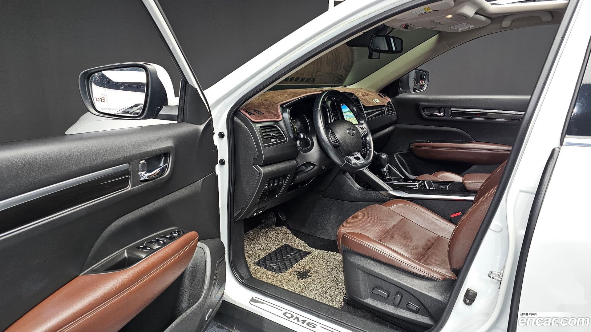 Main__Slider__Photo:QM6 Renault-KoreaSamsung 2018.0-10