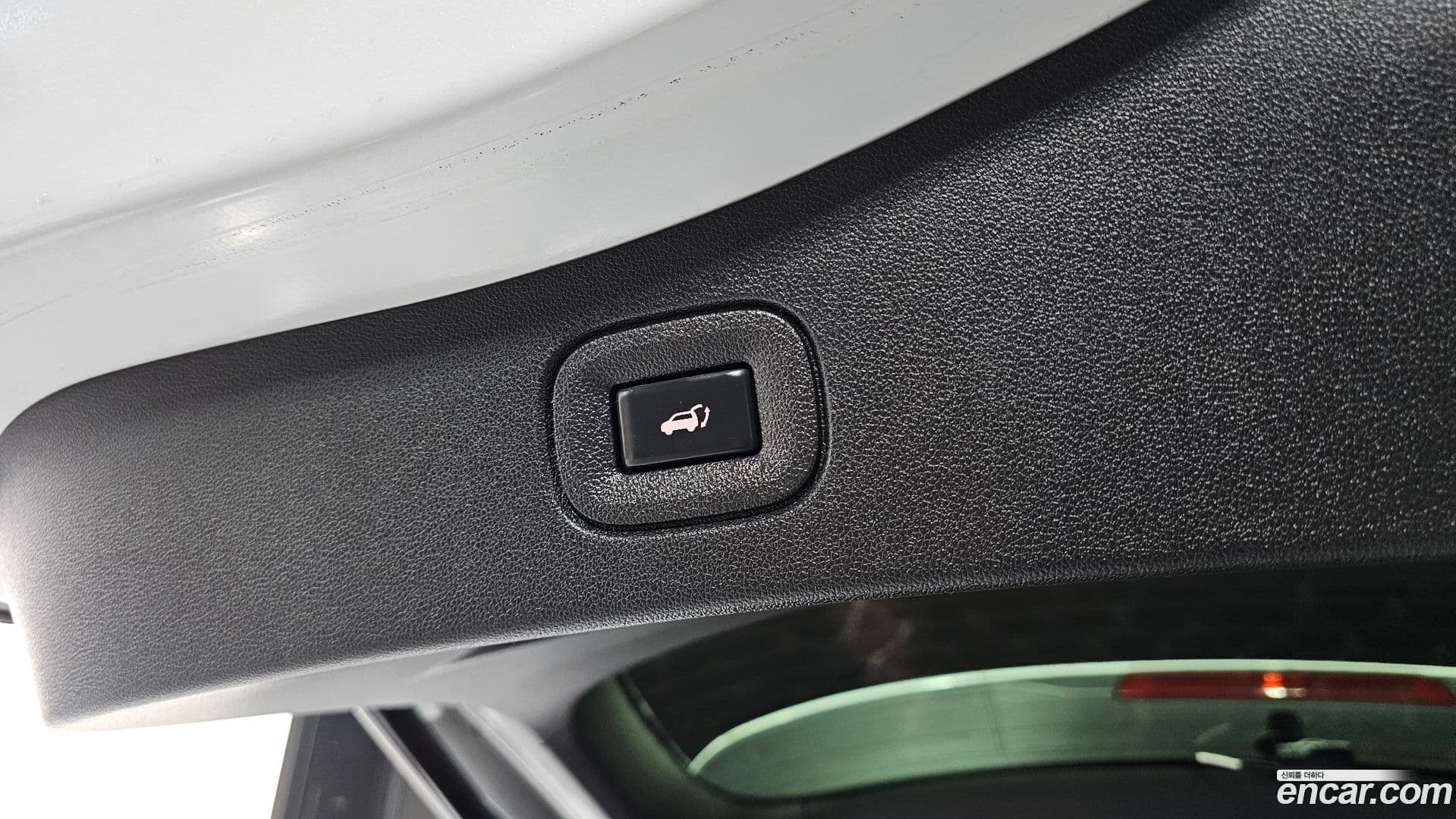 Main__Slider__Photo:QM6 Renault-KoreaSamsung 2018.0-18