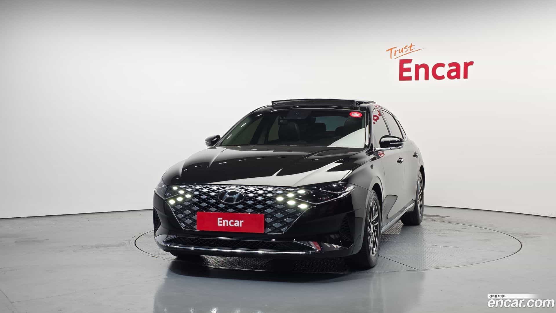 Grandeur Hyundai 2021.1-OUTER-003