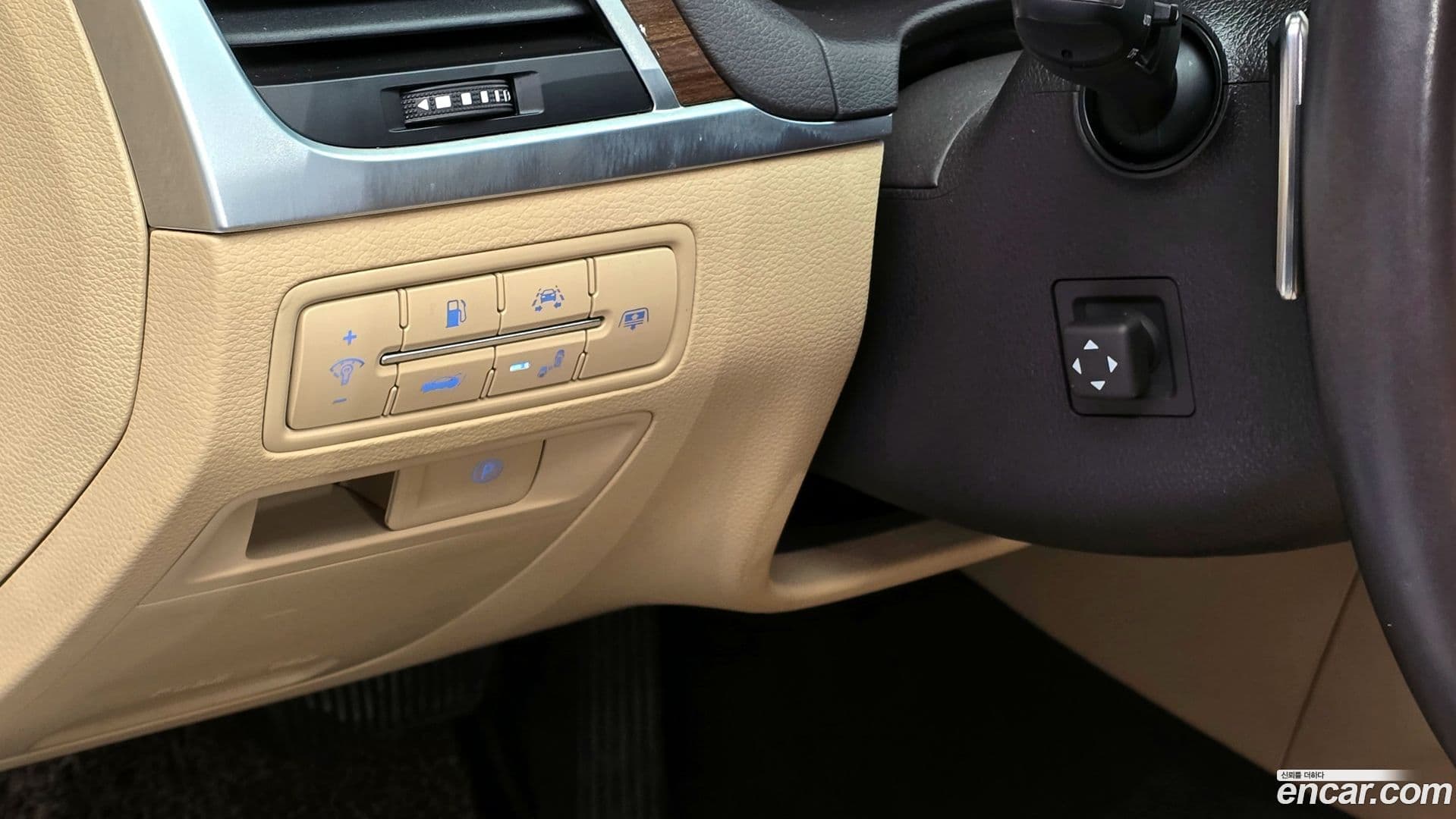 Main__Slider__Photo:G80 Genesis 2016.6-13