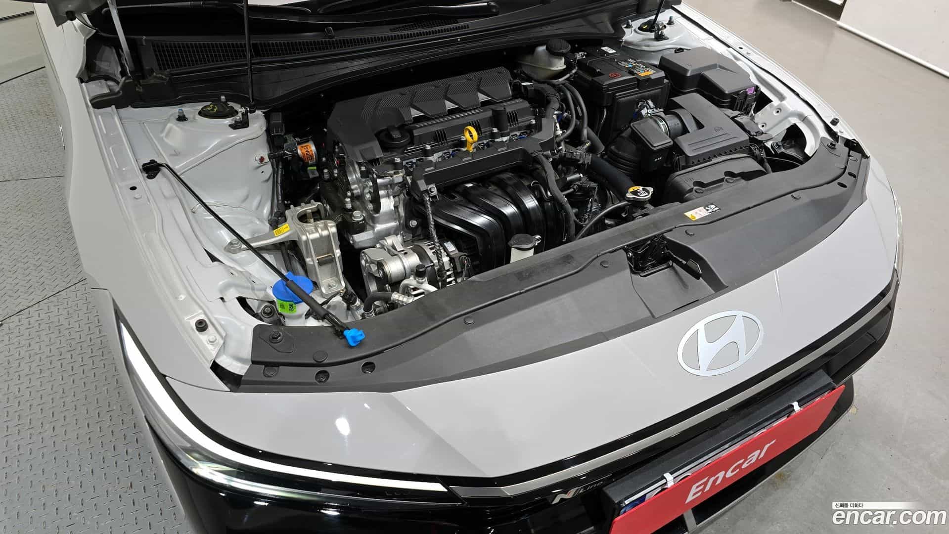 AVANTE Hyundai 2025.2-OUTER-006