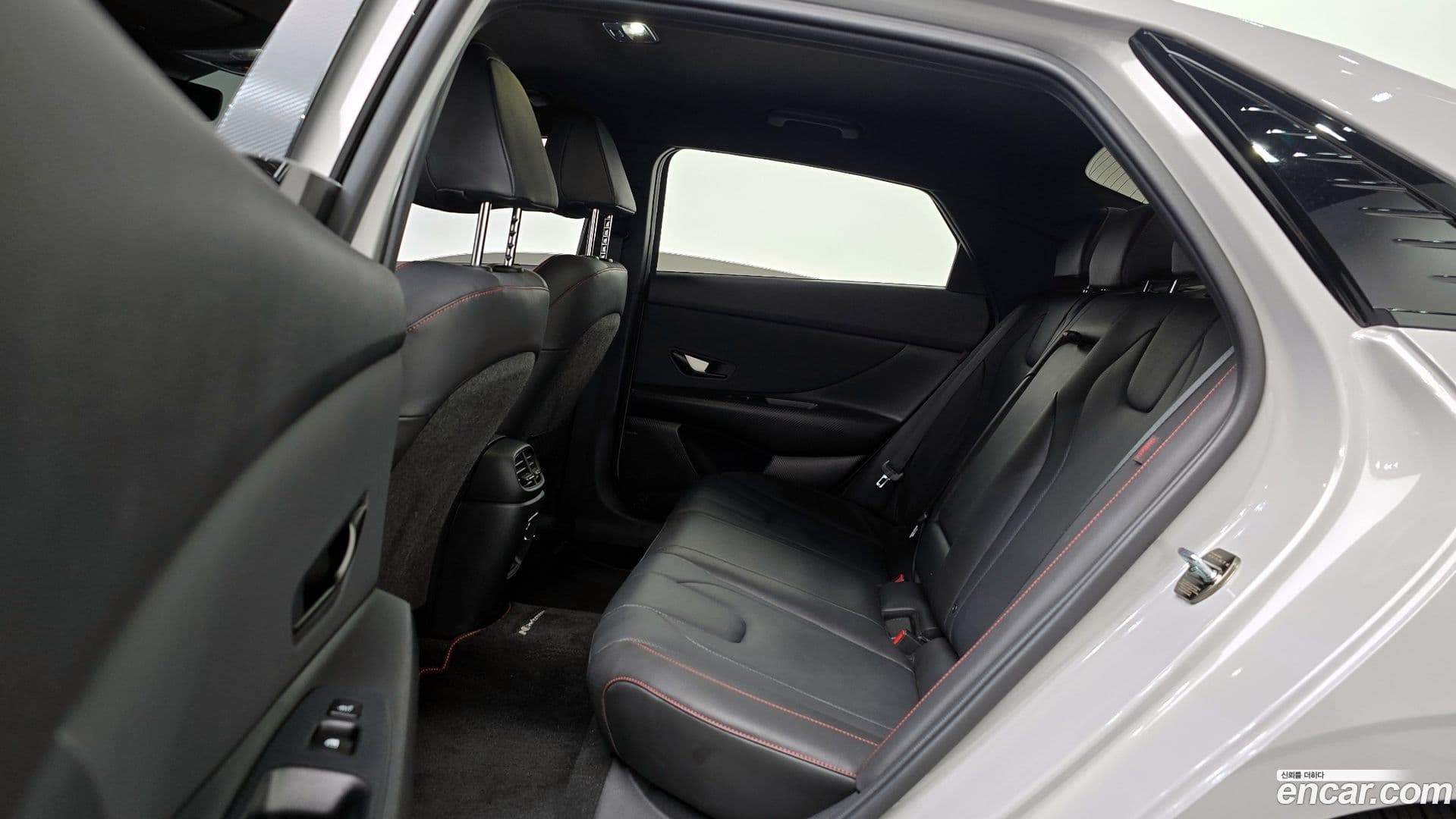 Main__Slider__Photo:AVANTE Hyundai 2025.2-12