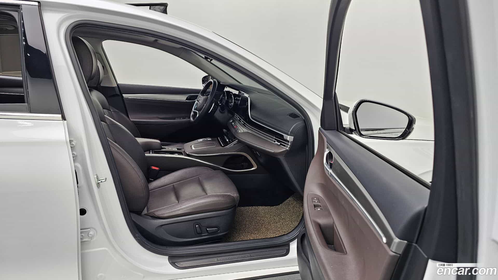 Grandeur Hyundai 2020.9-OPTION-016