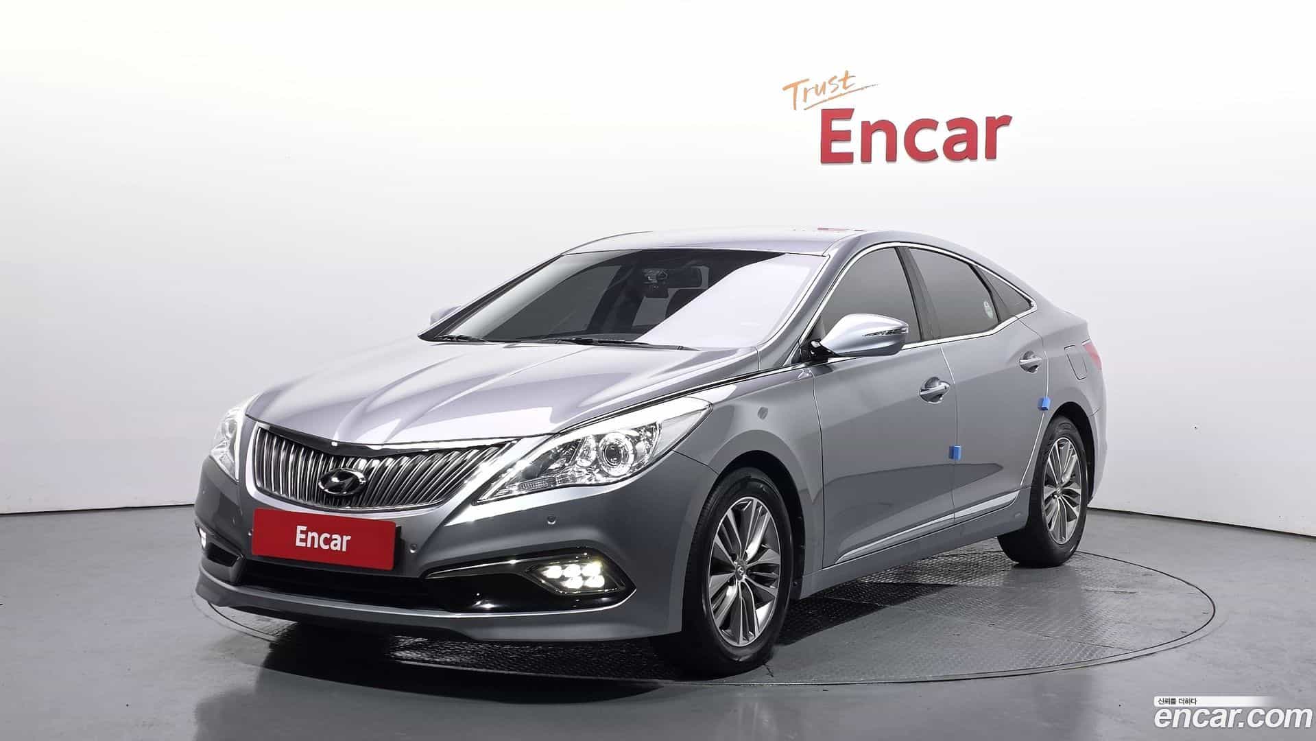 Grandeur Hyundai 2015.10-OUTER-001