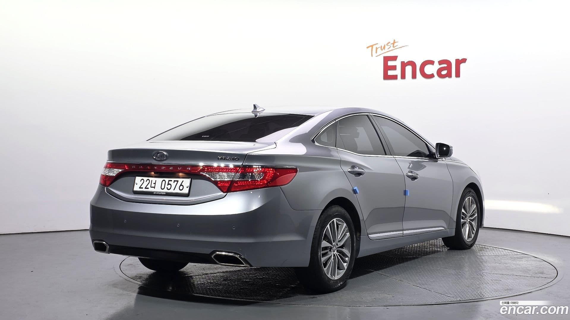 Main__Slider__Photo:Grandeur Hyundai 2015.10-1