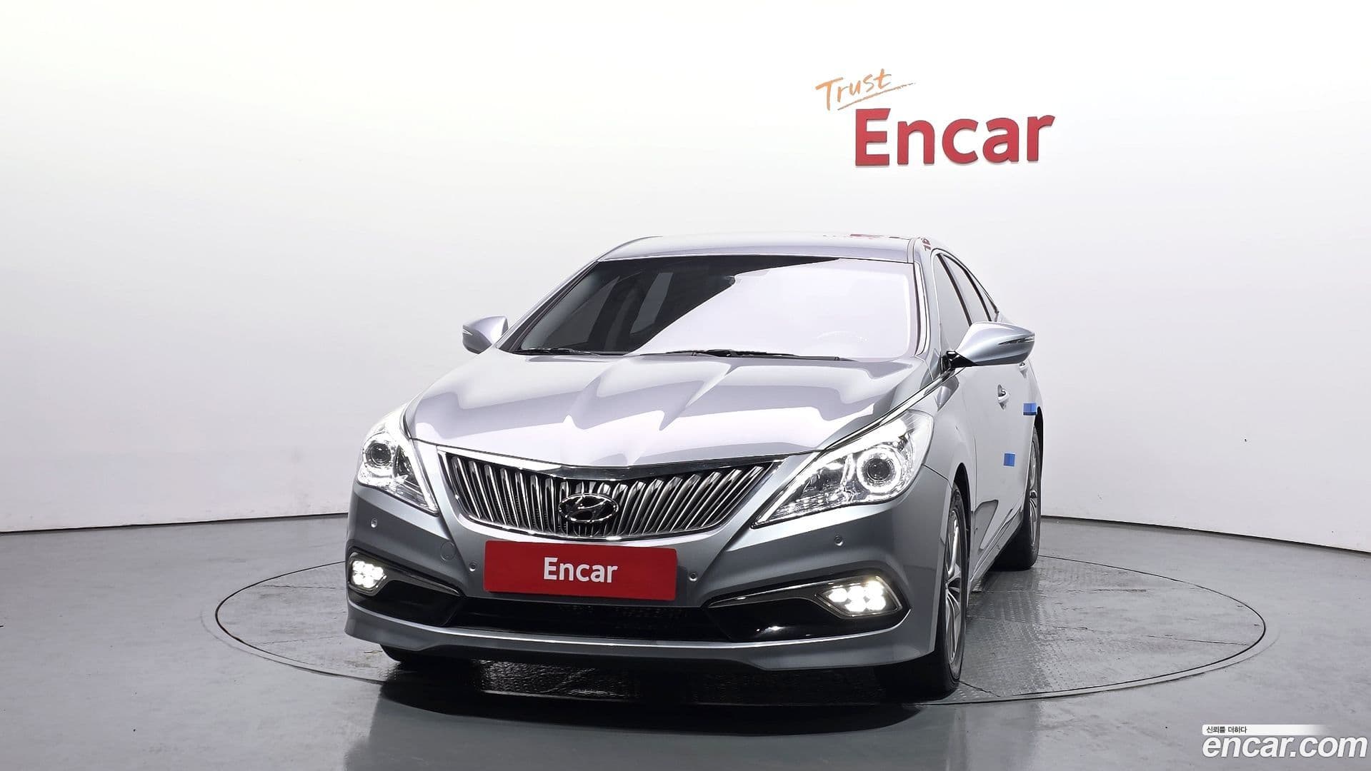 Main__Slider__Photo:Grandeur Hyundai 2015.10-2