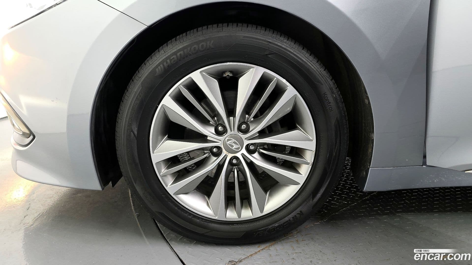 Main__Slider__Photo:Grandeur Hyundai 2015.10-4