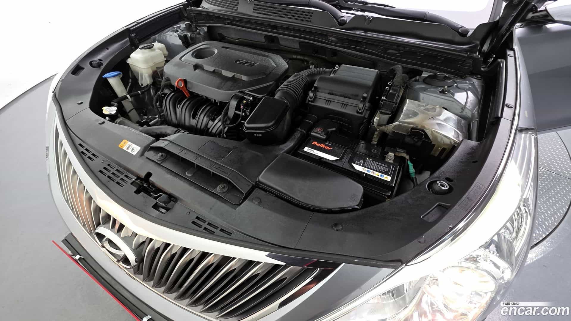 Grandeur Hyundai 2015.10-OUTER-006