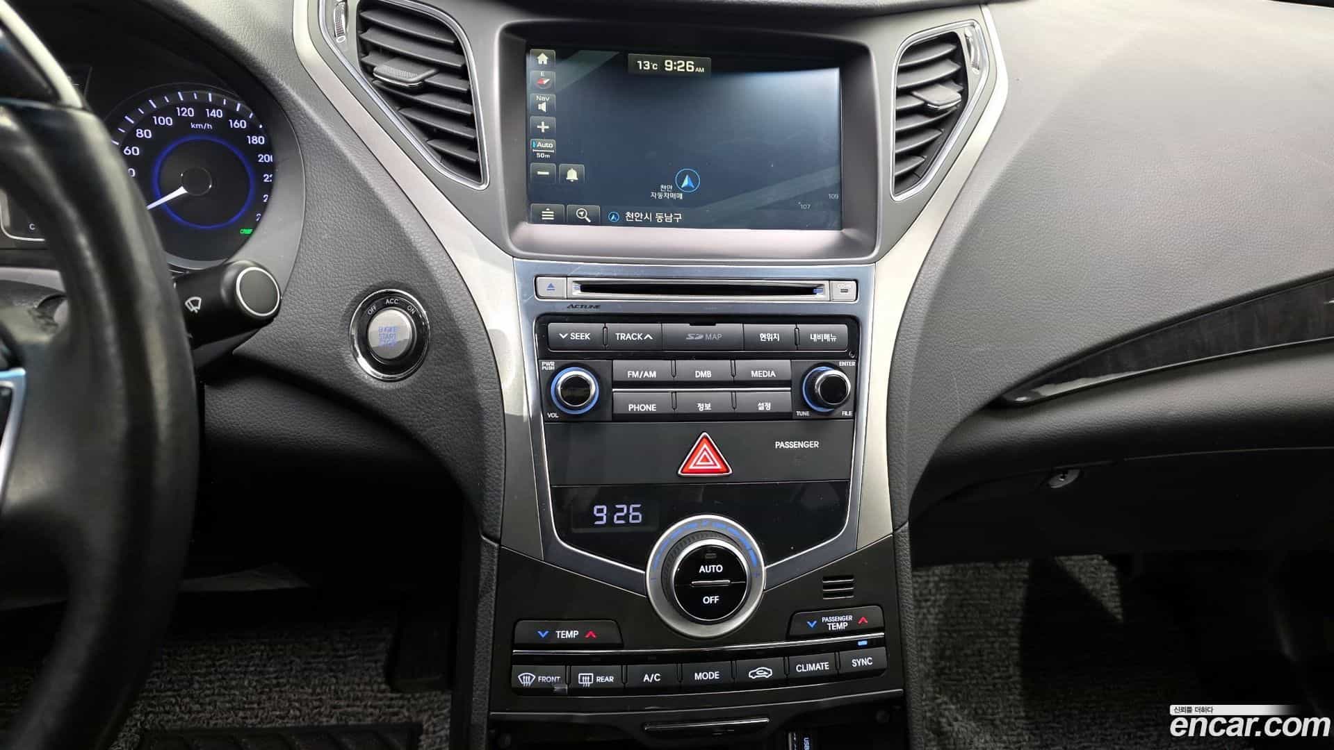 Grandeur Hyundai 2015.10-OPTION-021