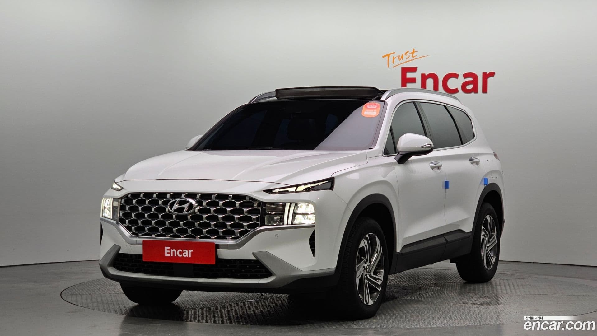 Main__Slider__Photo:Santafe Hyundai 2020.6-0