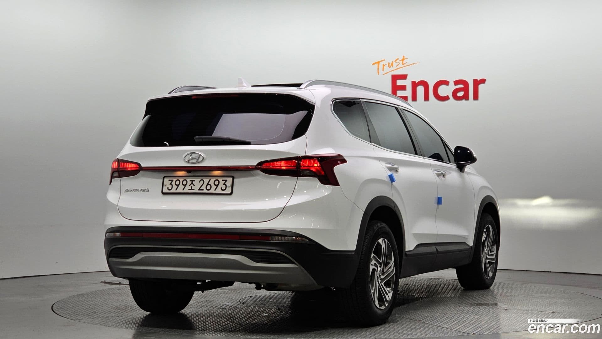 Main__Slider__Photo:Santafe Hyundai 2020.6-1