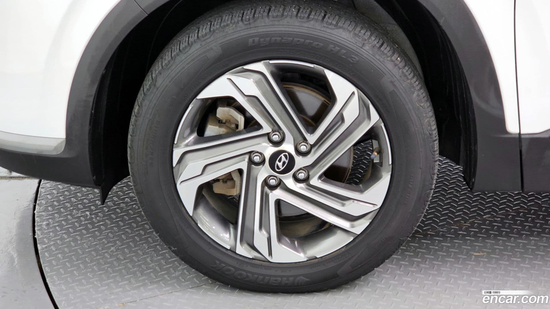 Main__Slider__Photo:Santafe Hyundai 2020.6-4