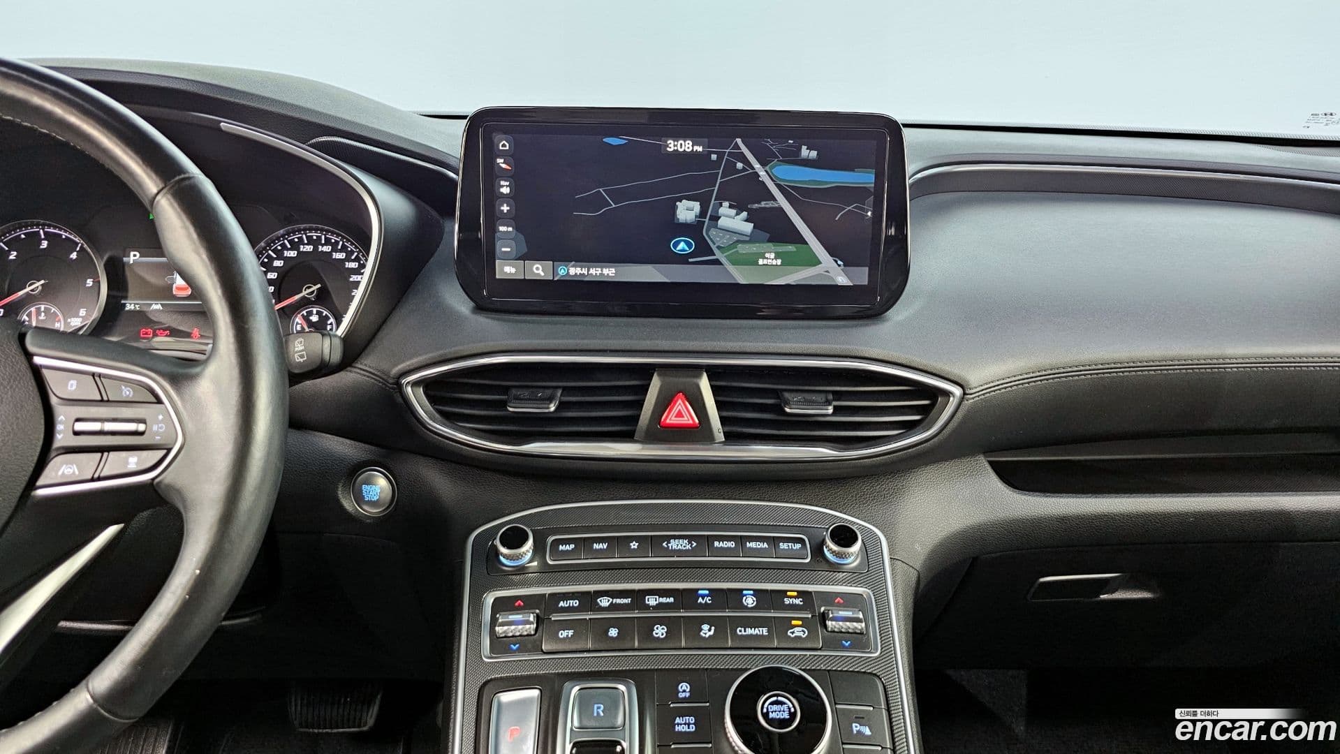 Main__Slider__Photo:Santafe Hyundai 2020.6-13