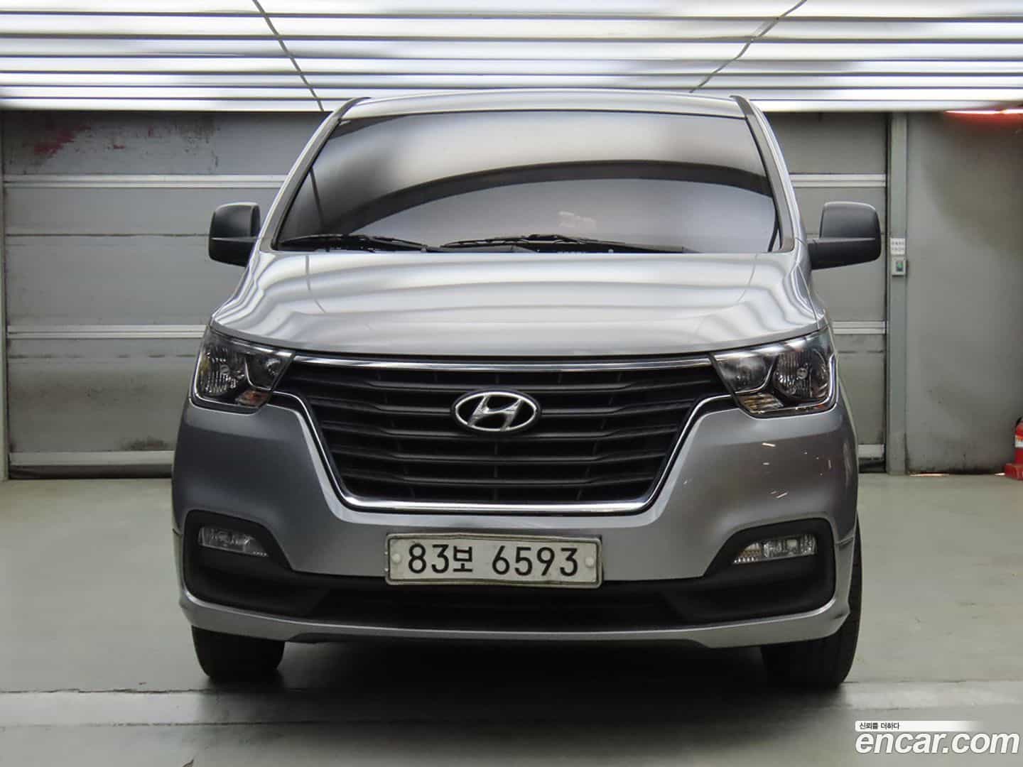 Starex Hyundai 2018.6-OUTER-002