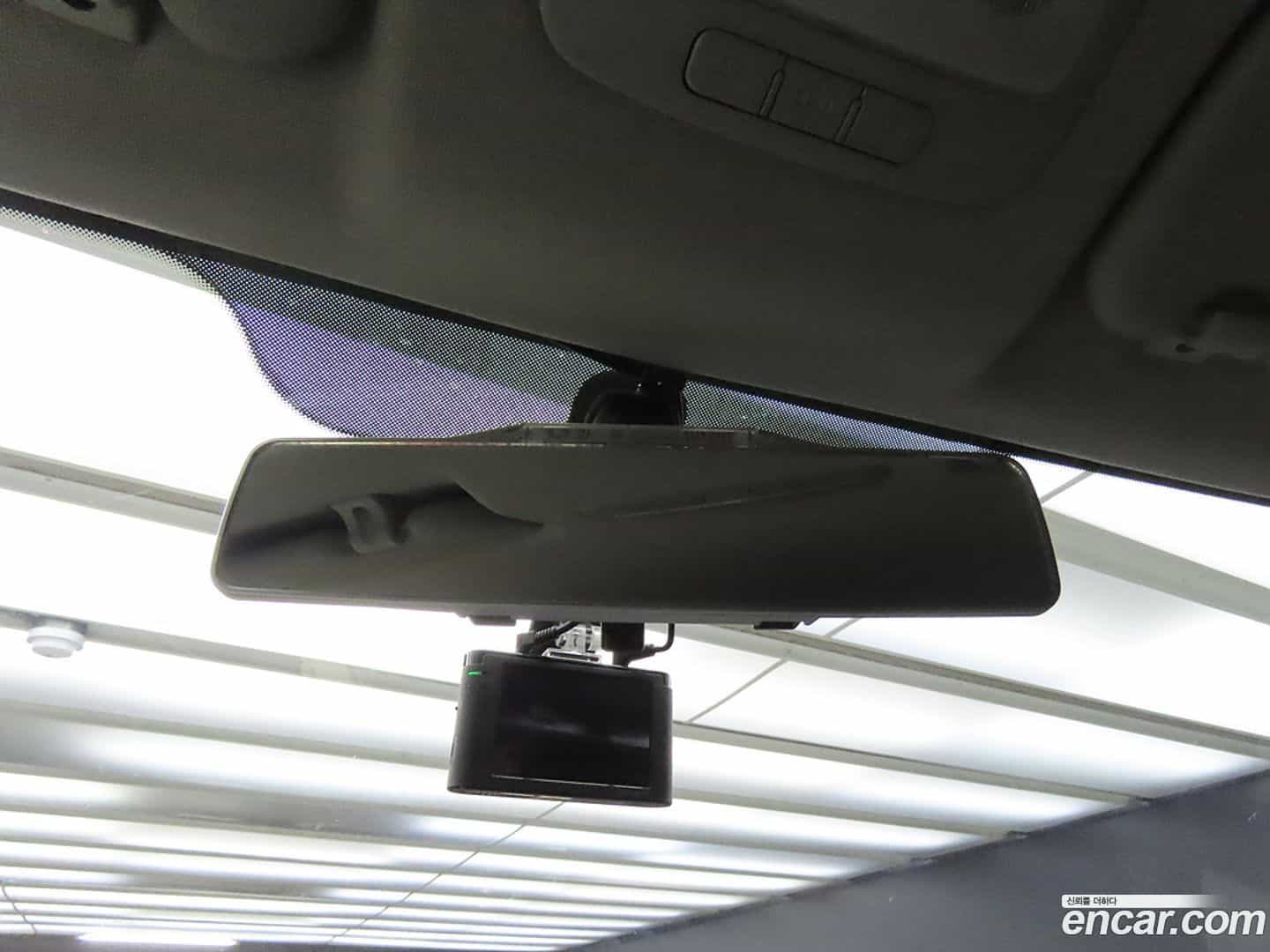 Starex Hyundai 2018.6-OPTION-016