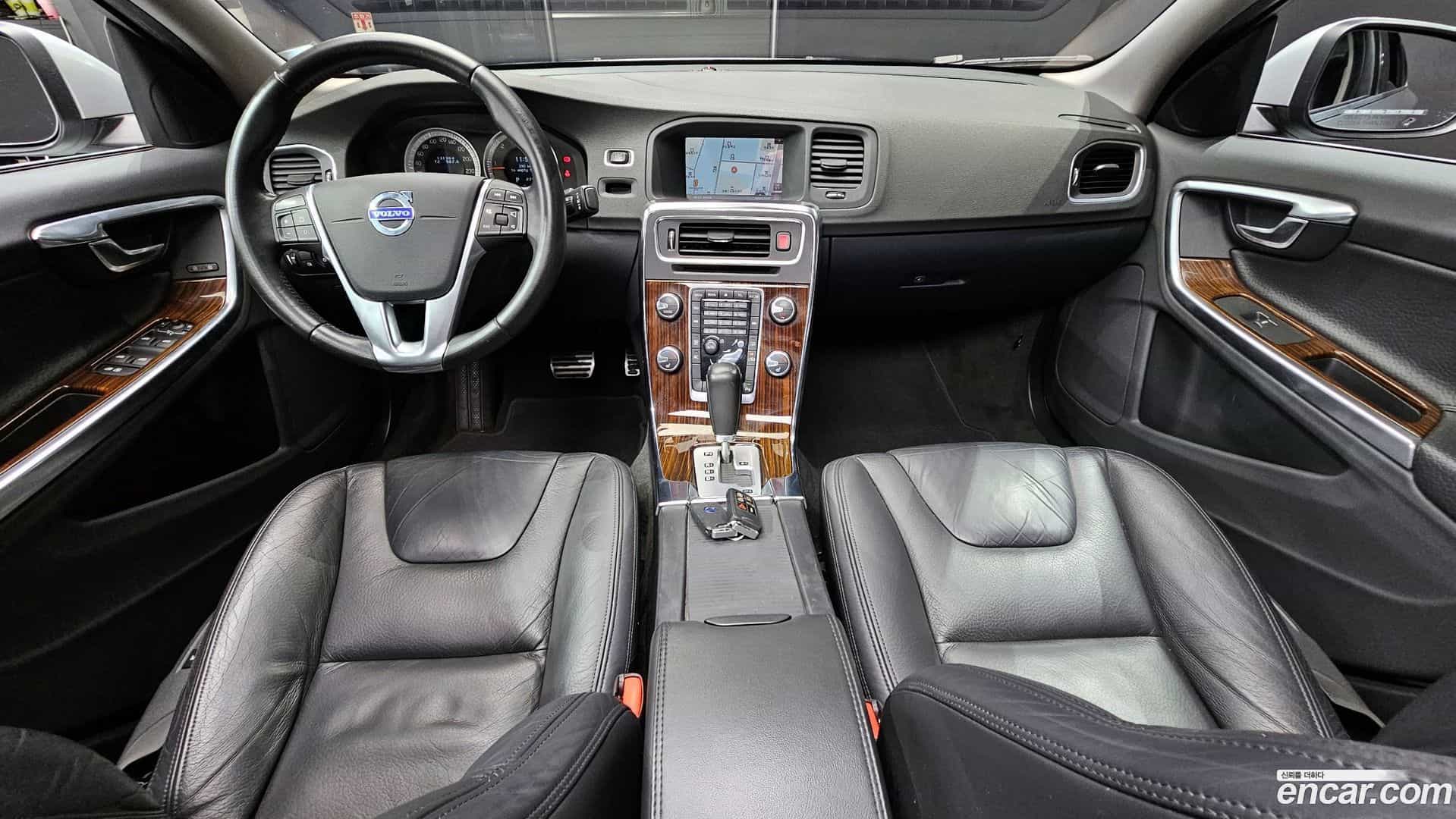 S60 Volvo 2011.2-INNER-007