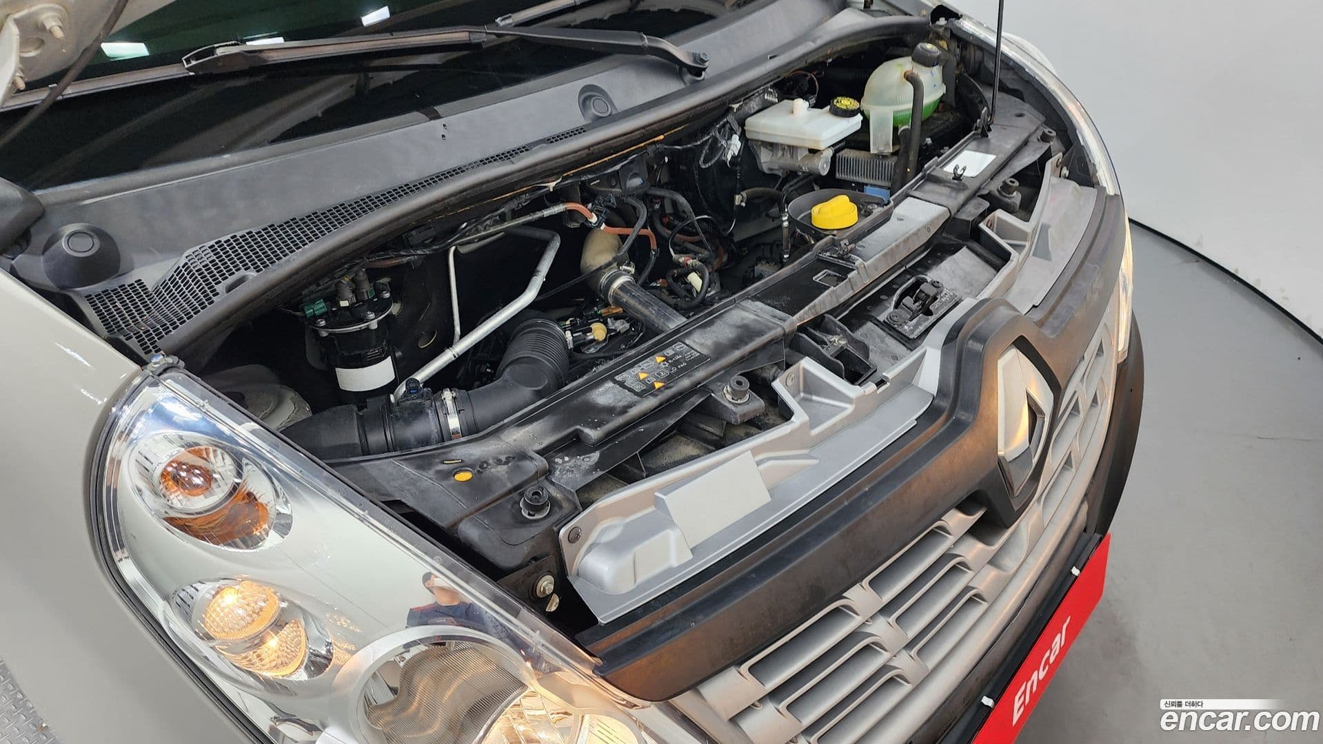 Main__Slider__Photo:Master Renault-KoreaSamsung 2018.11-5