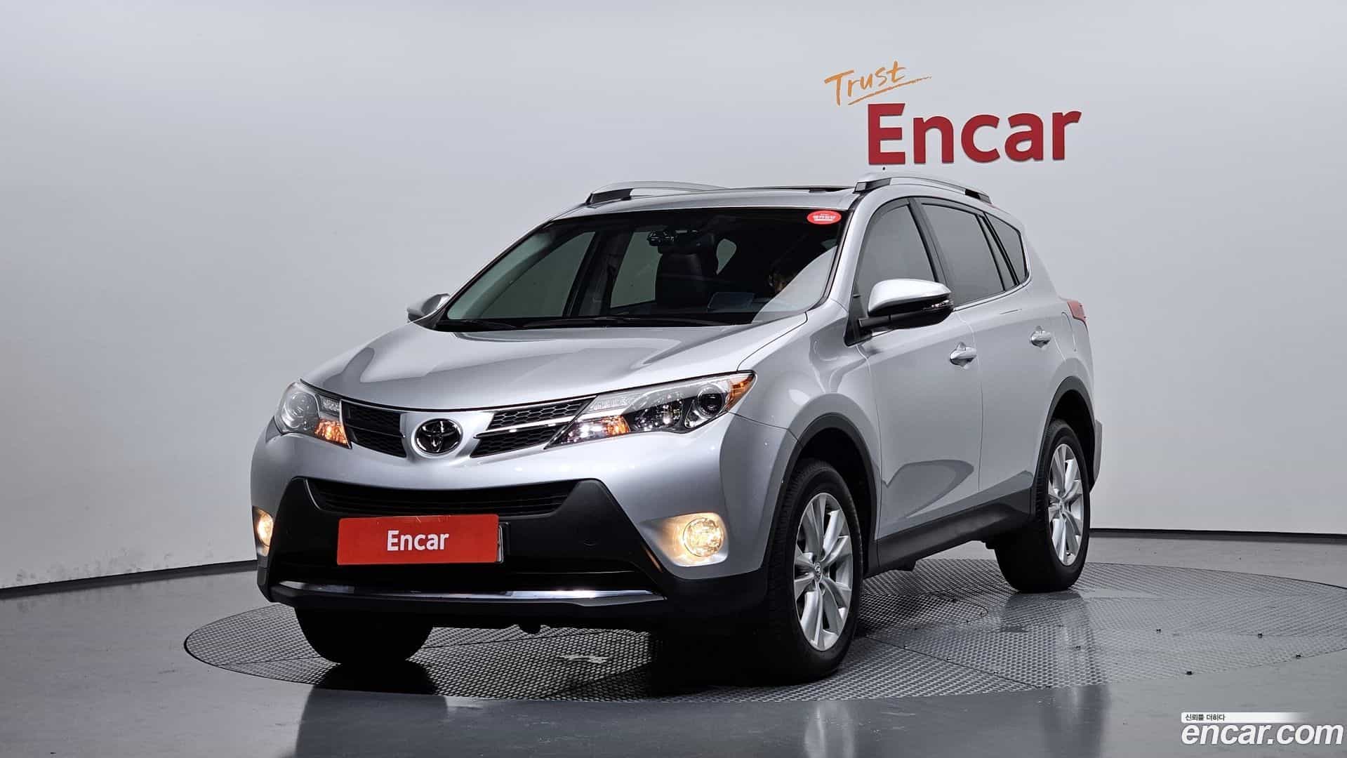 RAV4 Toyota 2014.4-OUTER-001