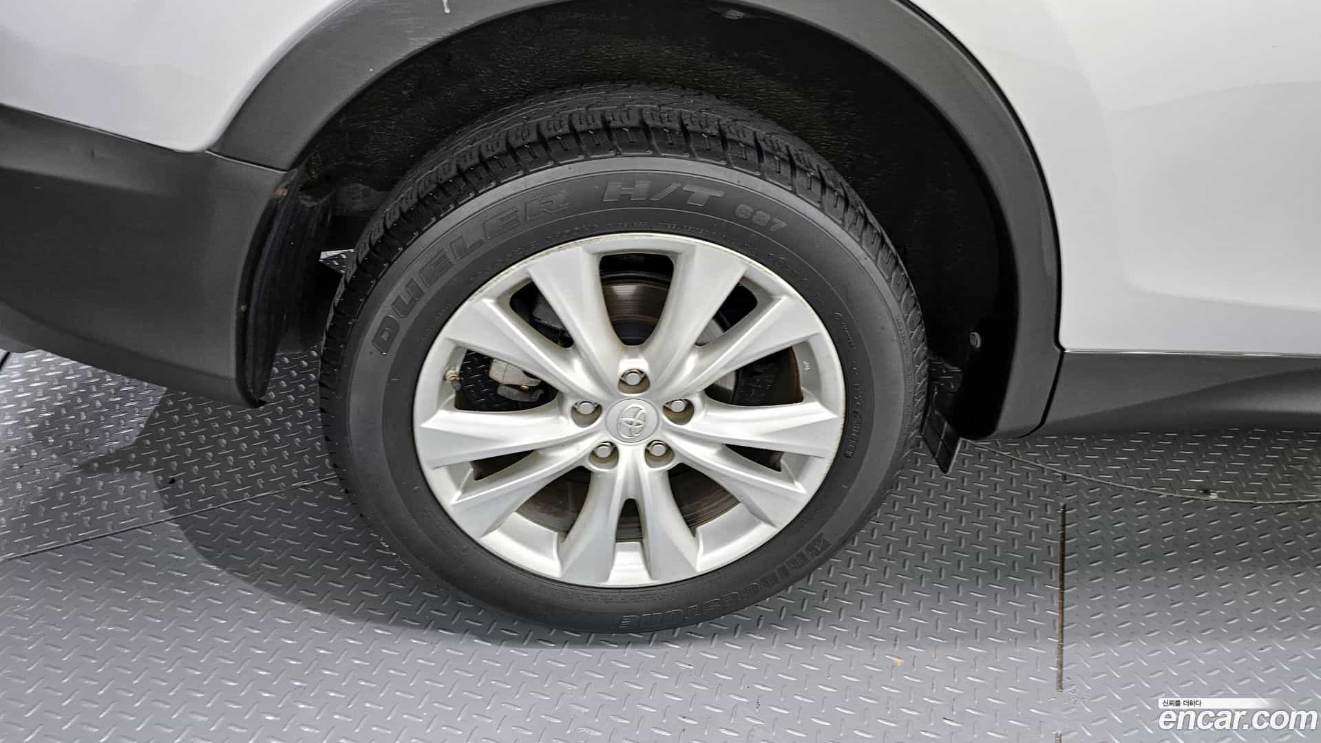 RAV4 Toyota 2014.4-OUTER-005