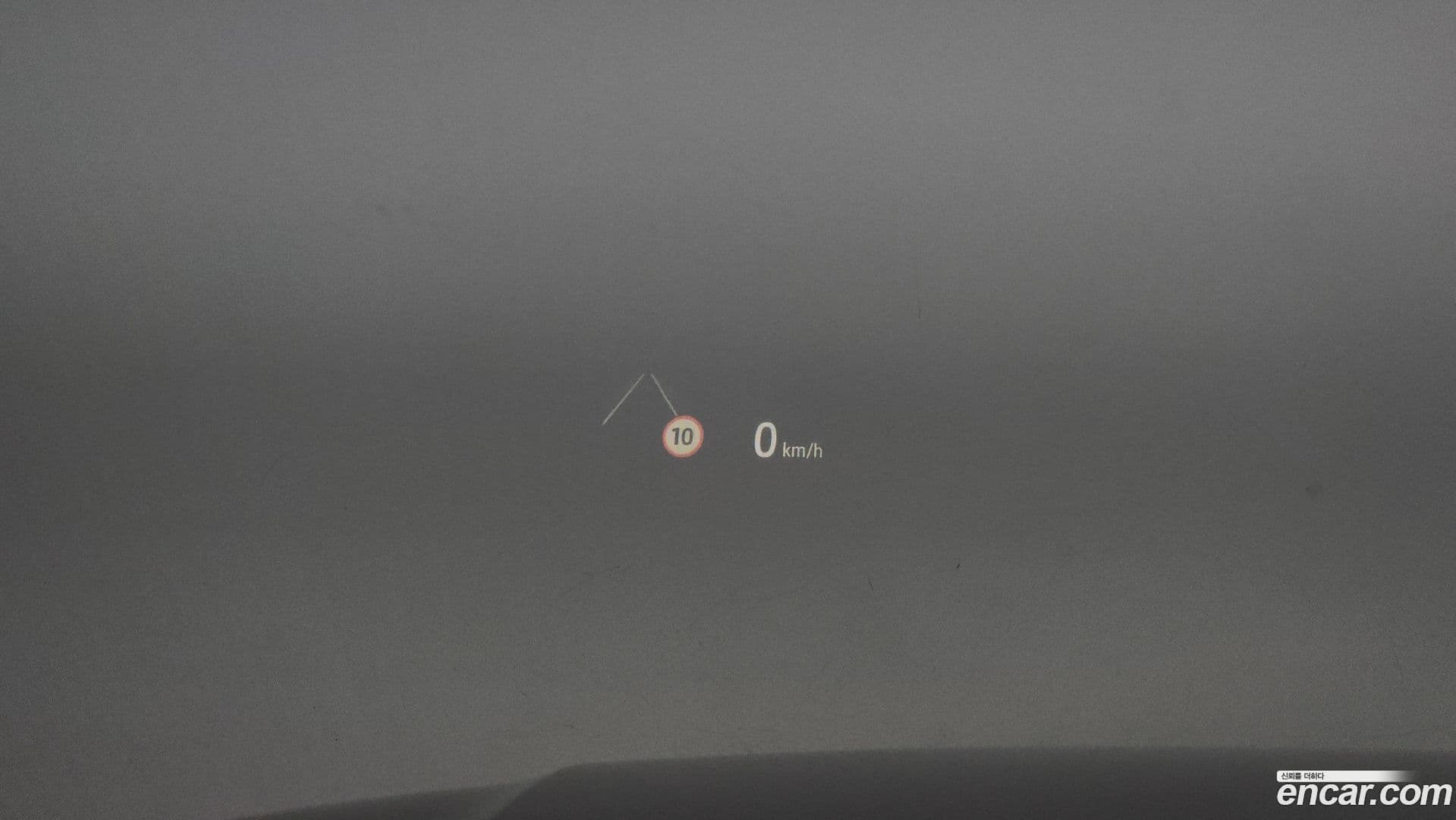 Main__Slider__Photo:Range Rover Sport Land Rover 2025.2-16