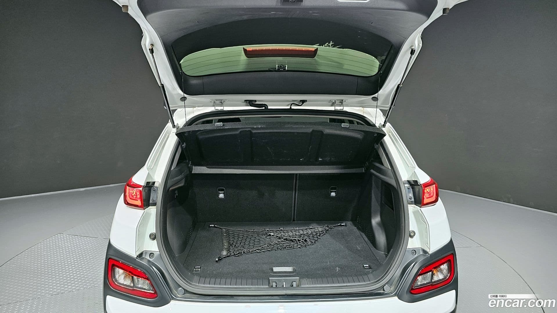 Main__Slider__Photo:Kona Hyundai 2020.3-19