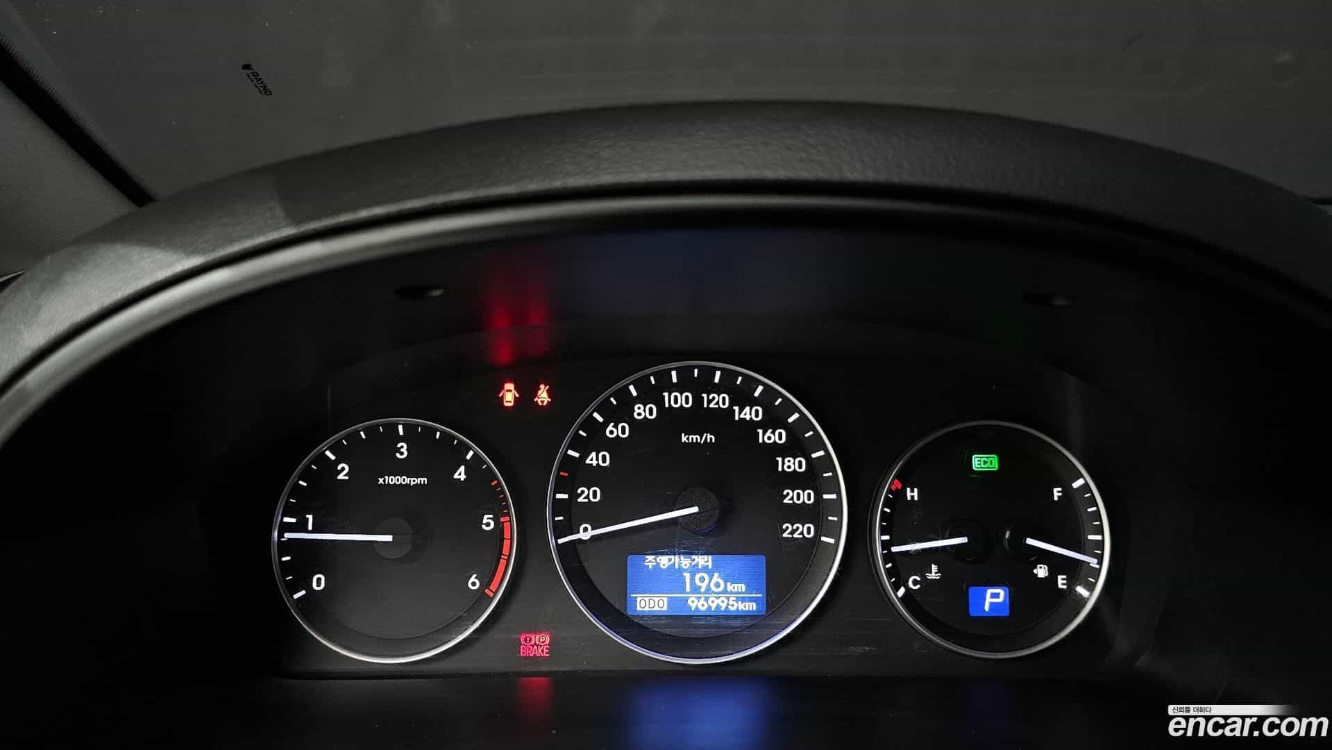 Starex Hyundai 2019.6-INNER-008