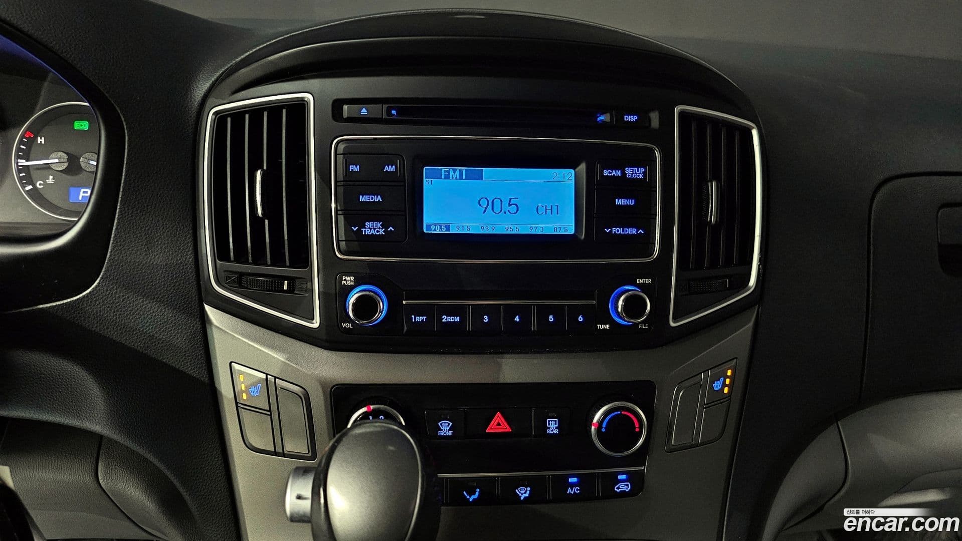 Main__Slider__Photo:Starex Hyundai 2019.6-13