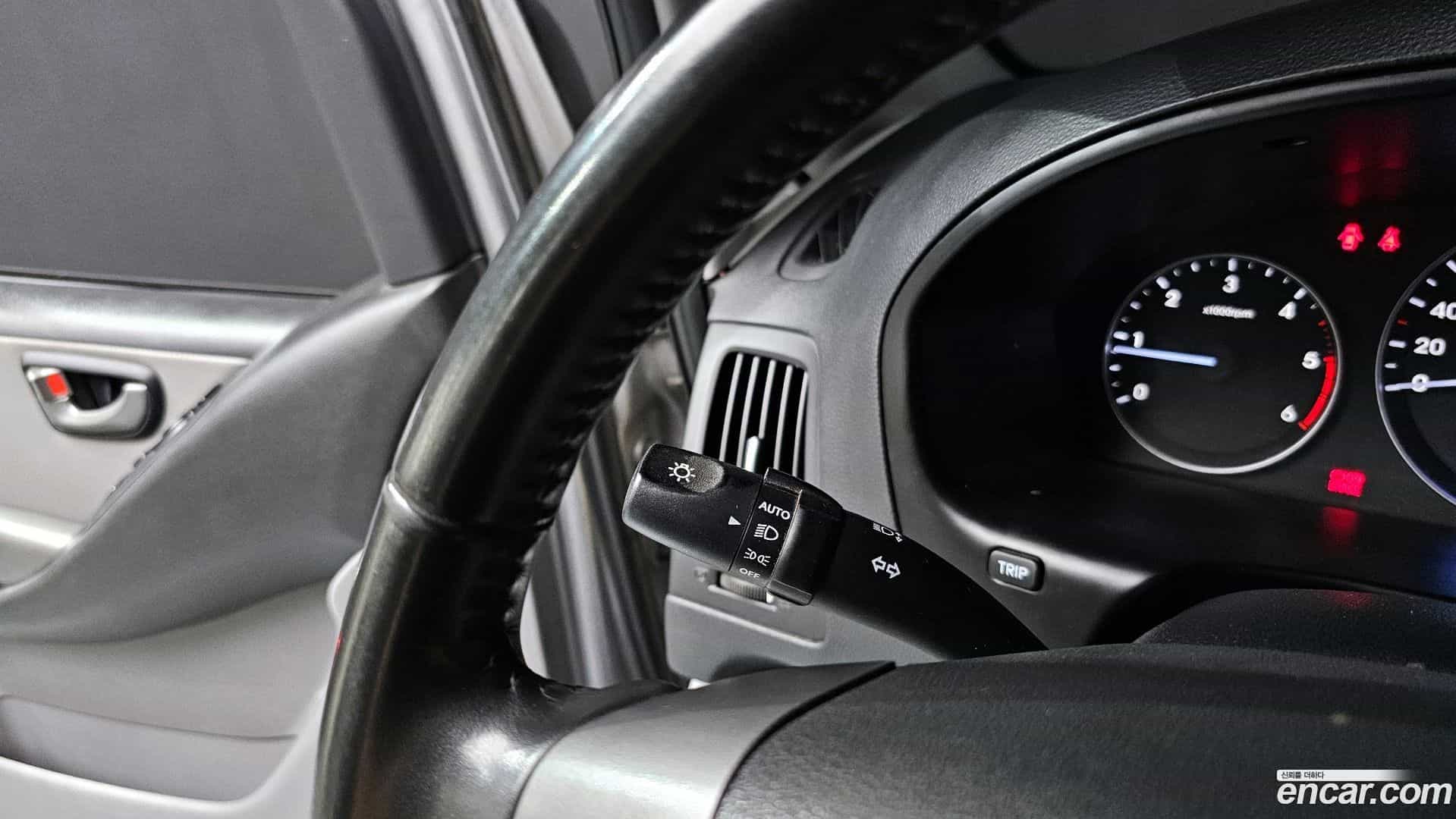 Starex Hyundai 2019.6-OPTION-020