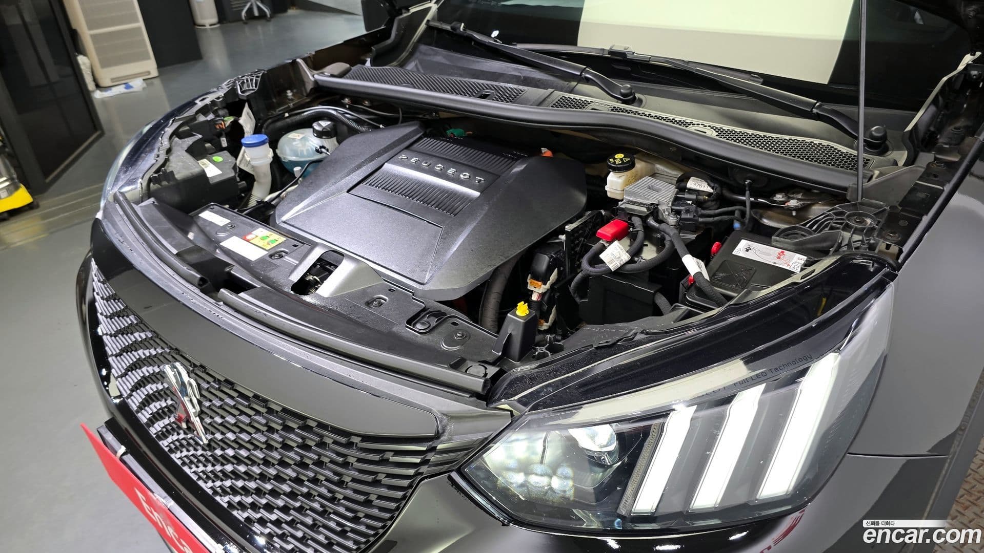 Main__Slider__Photo:2008 Peugeot 2020.11-5