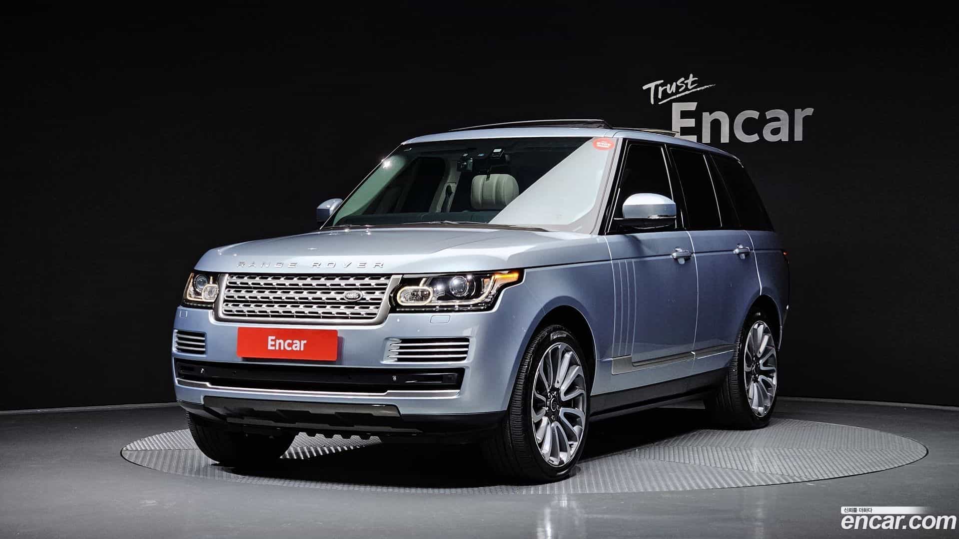 Range Rover Land Rover 2013.8-OUTER-001