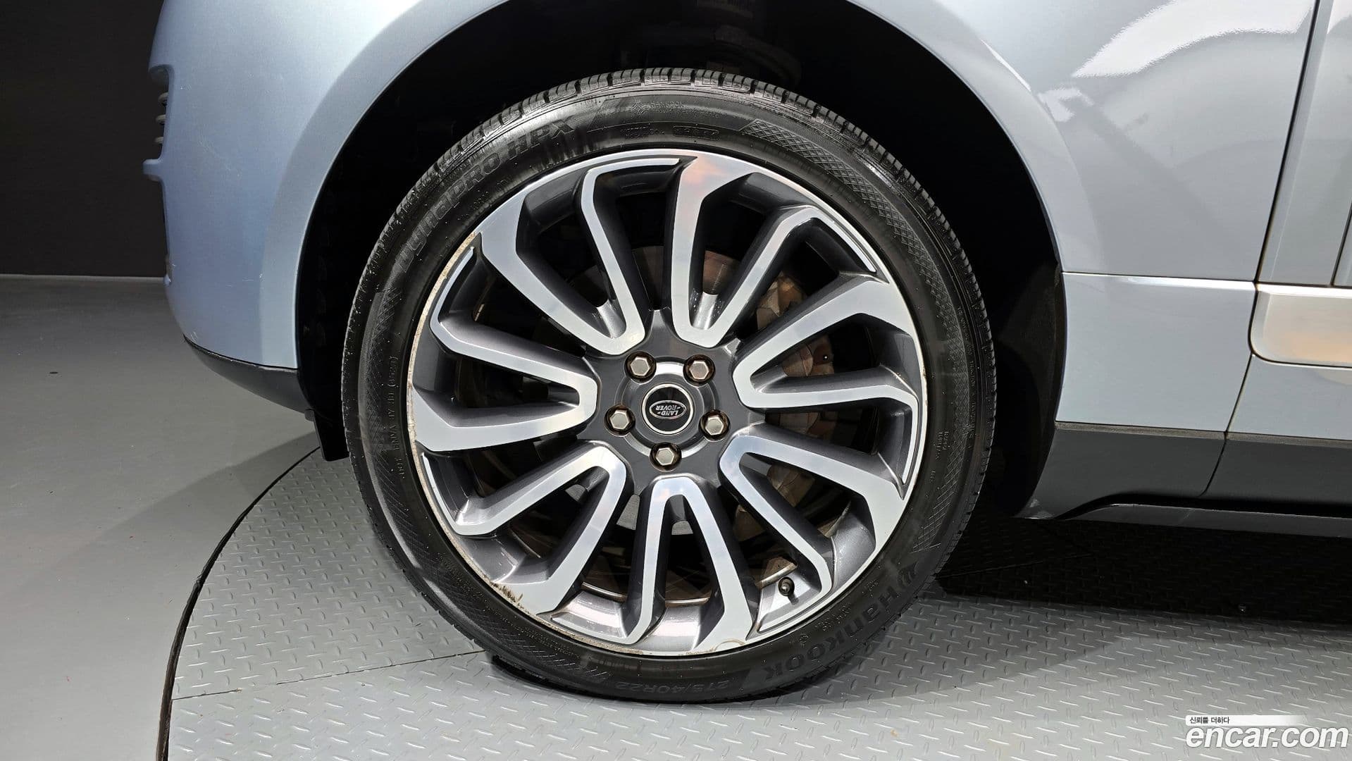 Main__Slider__Photo:Range Rover Land Rover 2013.8-4