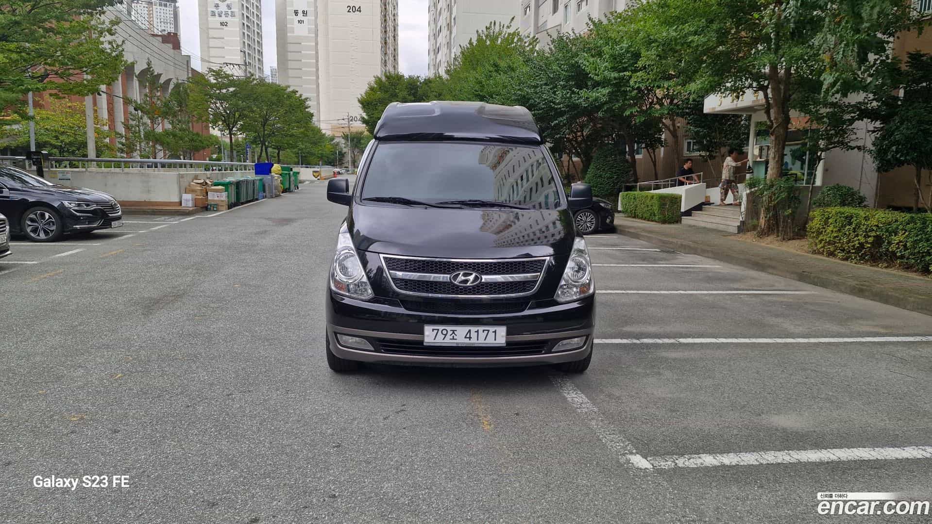 Starex Hyundai 2010.6-OUTER-001