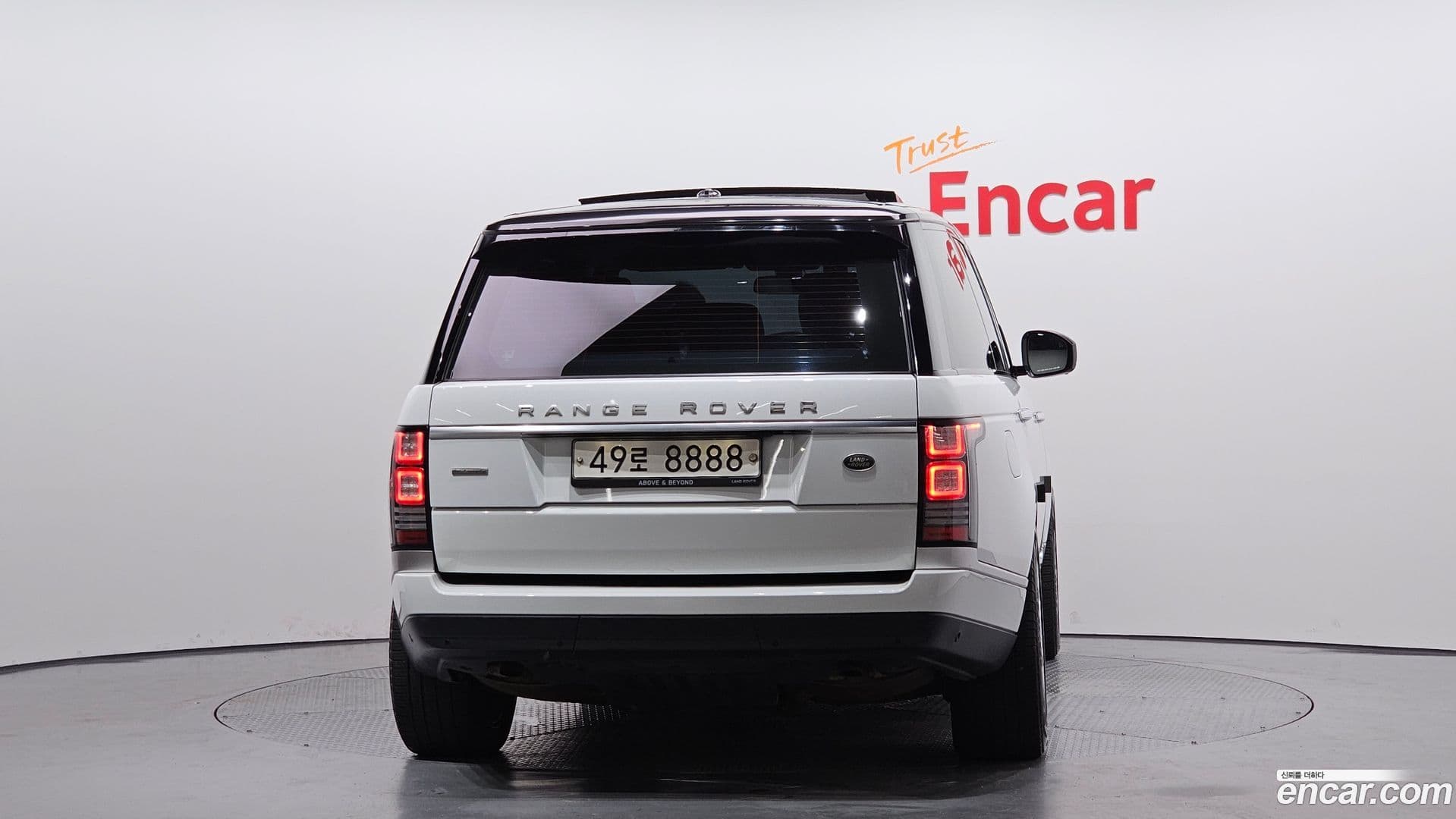 Main__Slider__Photo:Range Rover Land Rover 2016.11-3