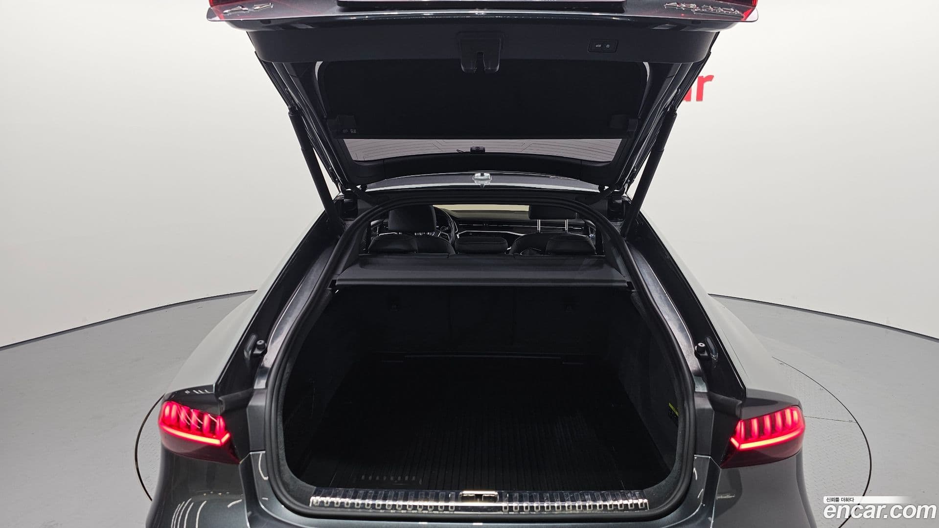 Main__Slider__Photo:A7 Audi 2020.9-19