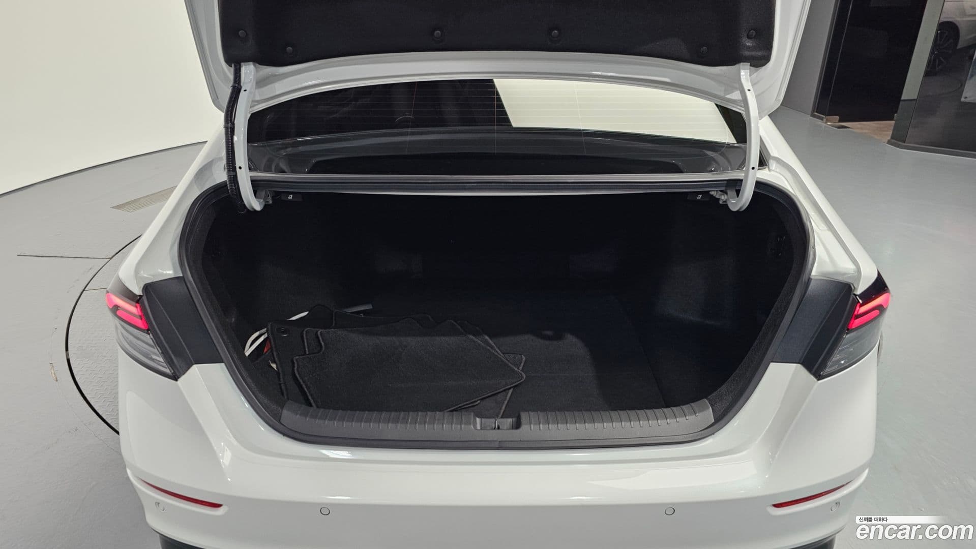 Main__Slider__Photo:Accord Honda 2024.8-19