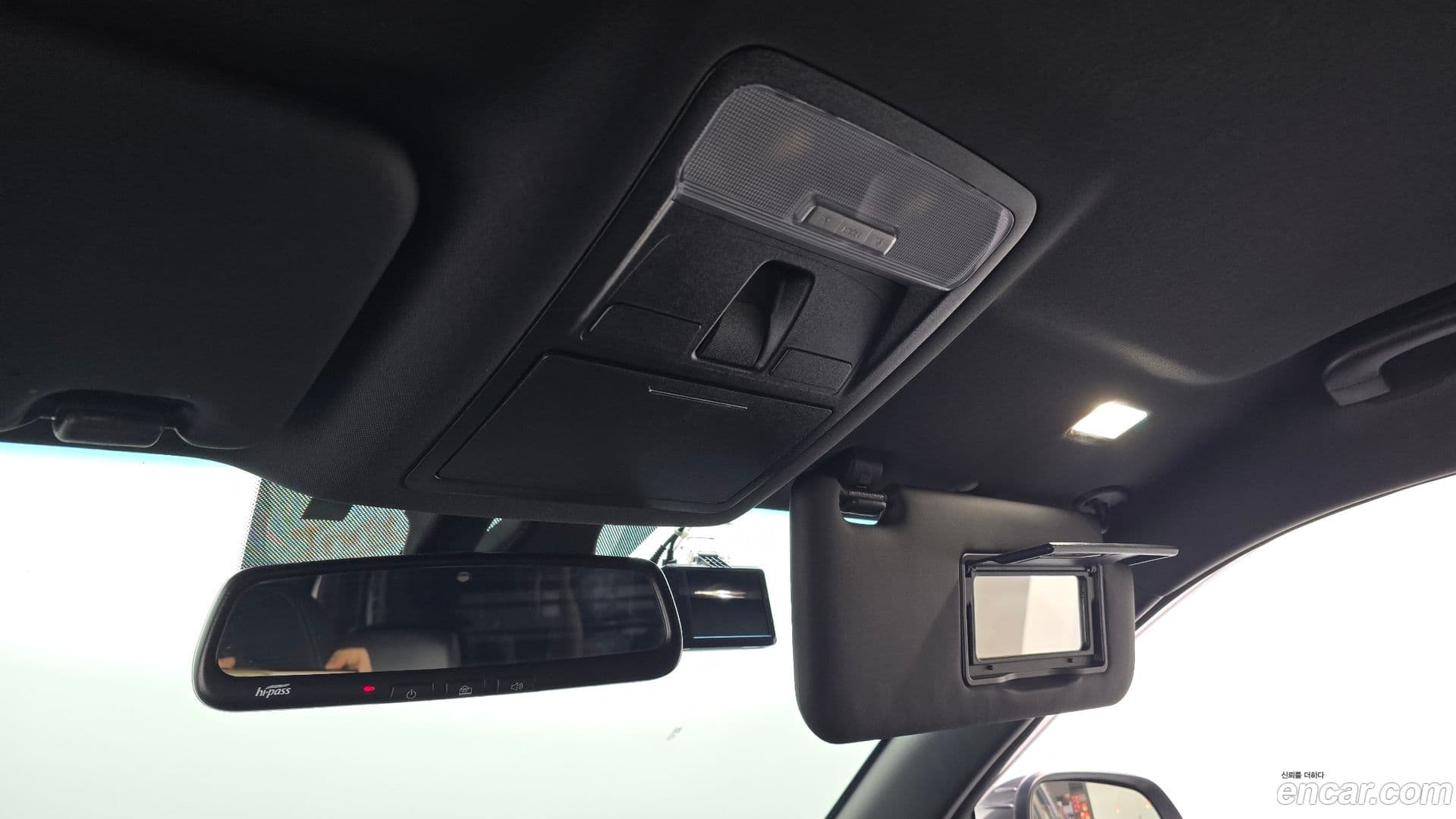 Main__Slider__Photo:Rexton KG_Mobility_Ssangyong 2020.2-18