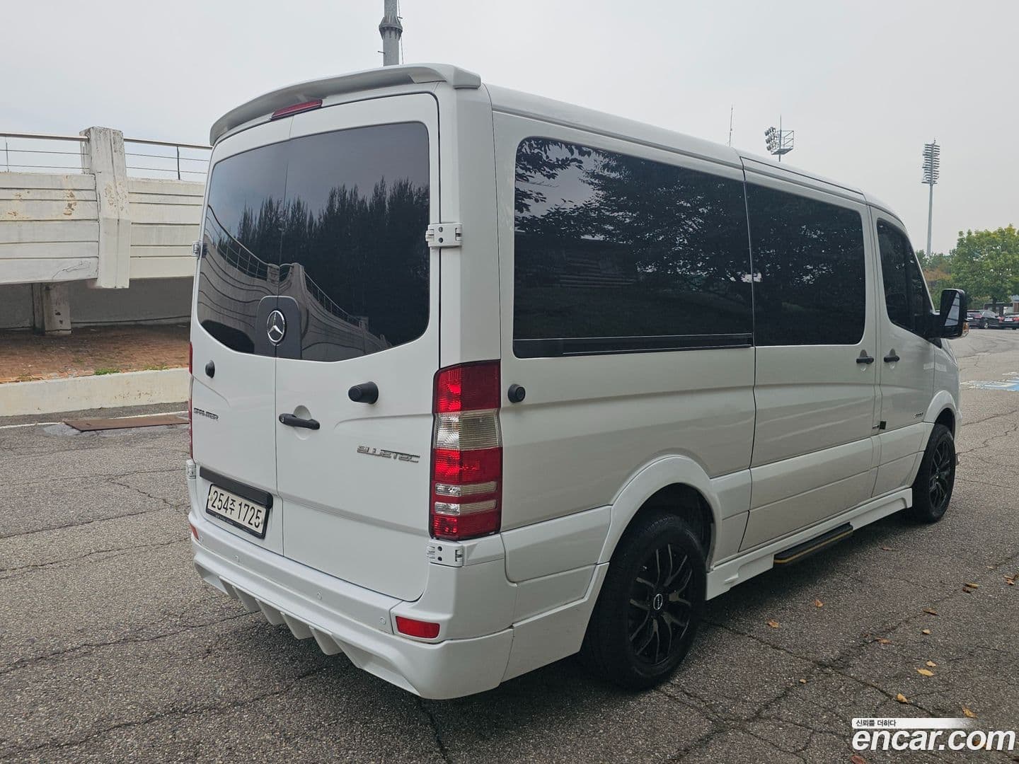 Main__Slider__Photo:Sprinter Mercedes-Benz 2015.11-2