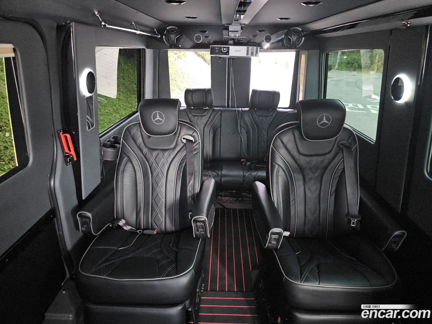 Main__Slider__Photo:Sprinter Mercedes-Benz 2015.11-9