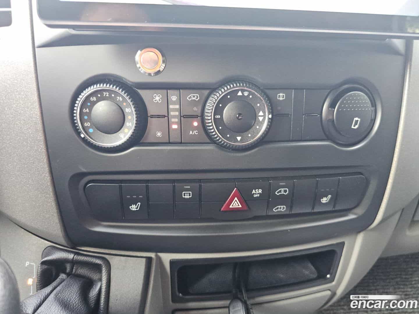 Sprinter Mercedes-Benz 2015.11-OPTION-020