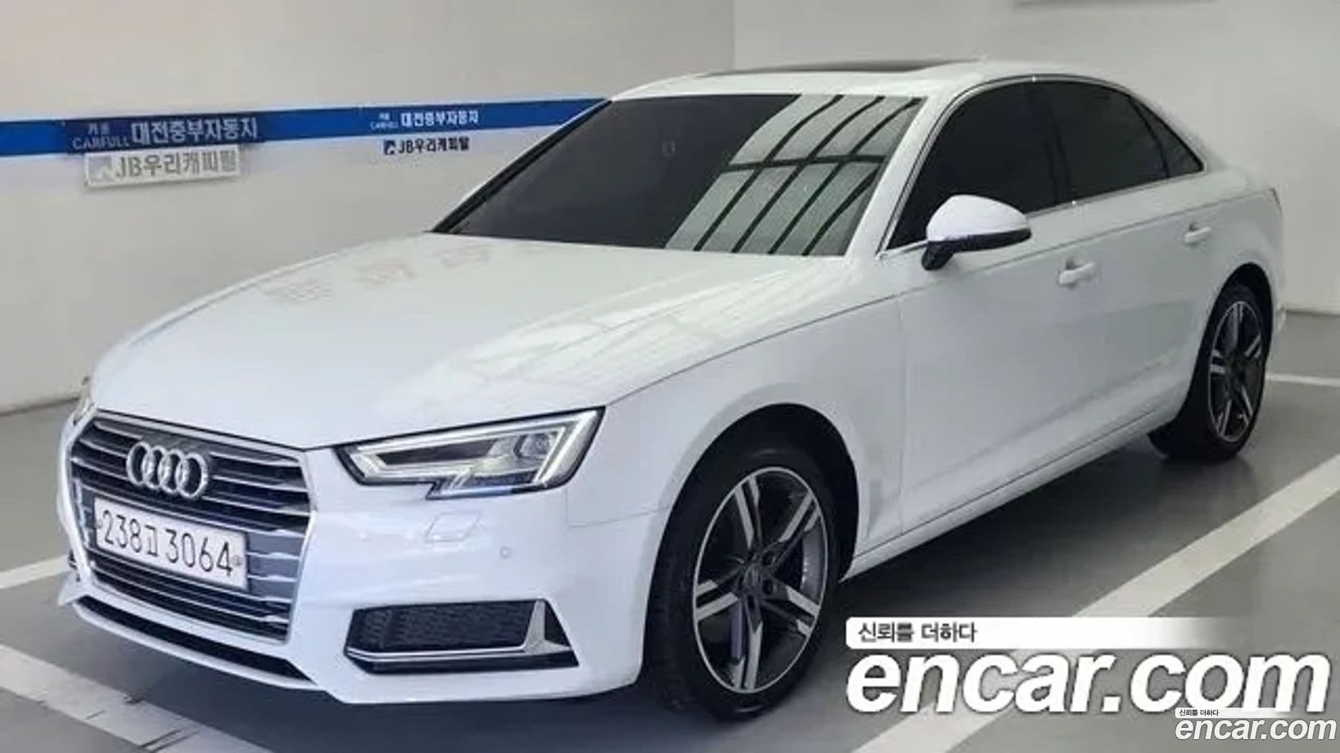 Main__Slider__Photo:A4 Audi 2019.11-1