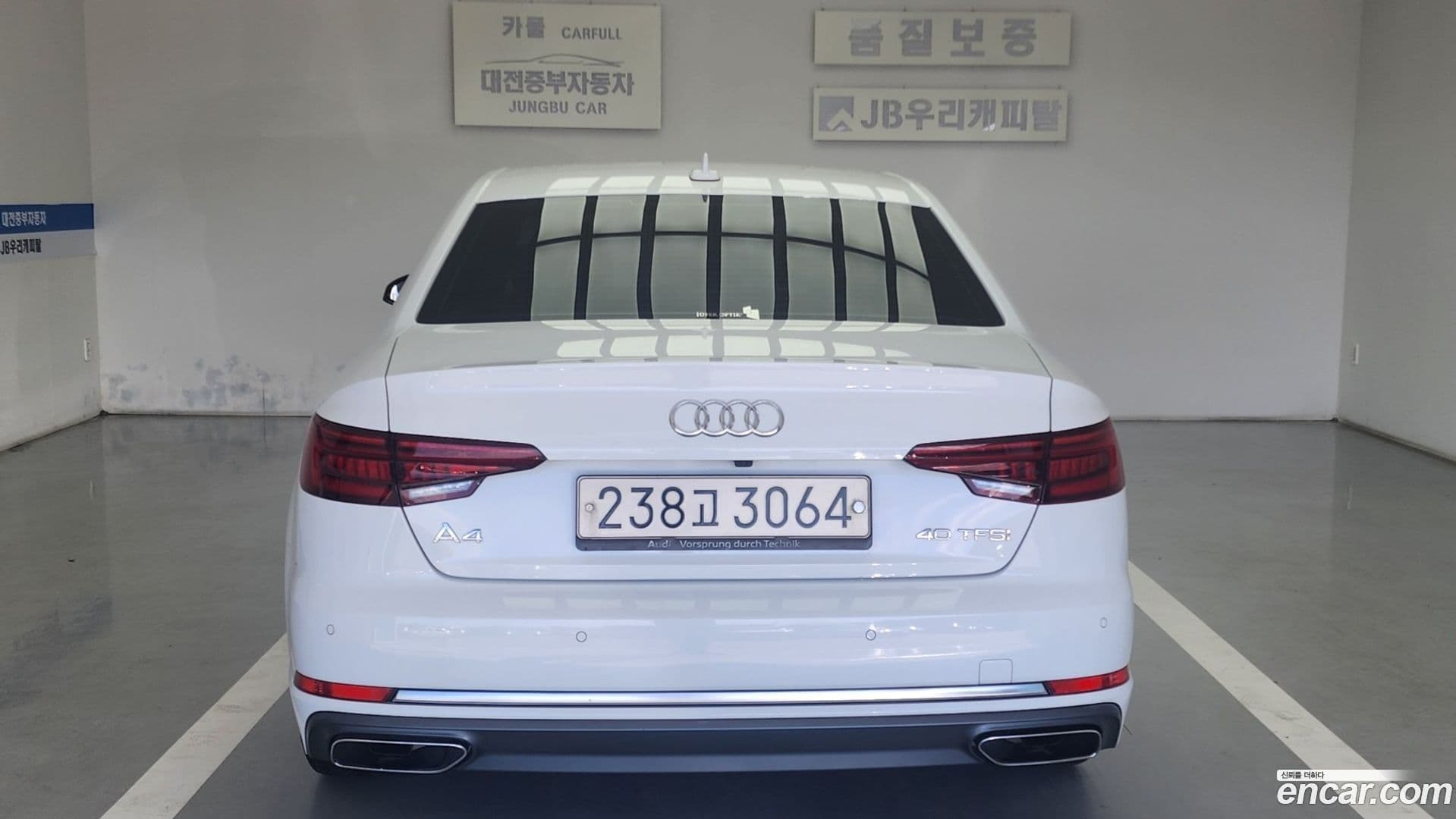 Main__Slider__Photo:A4 Audi 2019.11-4